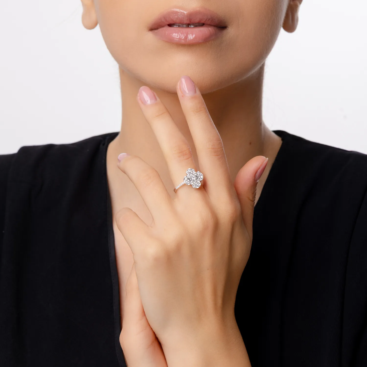 White gold geometric ring with 1.2ct diamonds