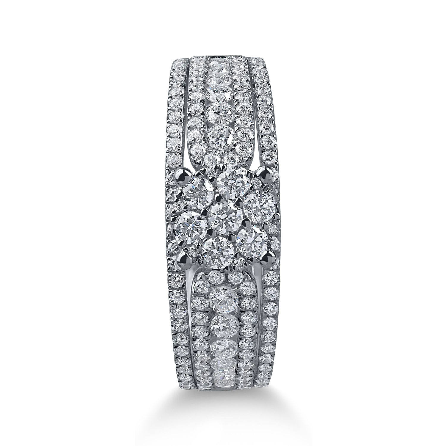 White gold ring with 0.8ct diamonds