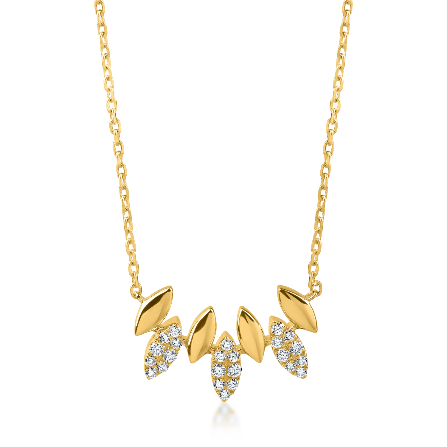 Yellow gold necklace with 0.1ct diamonds