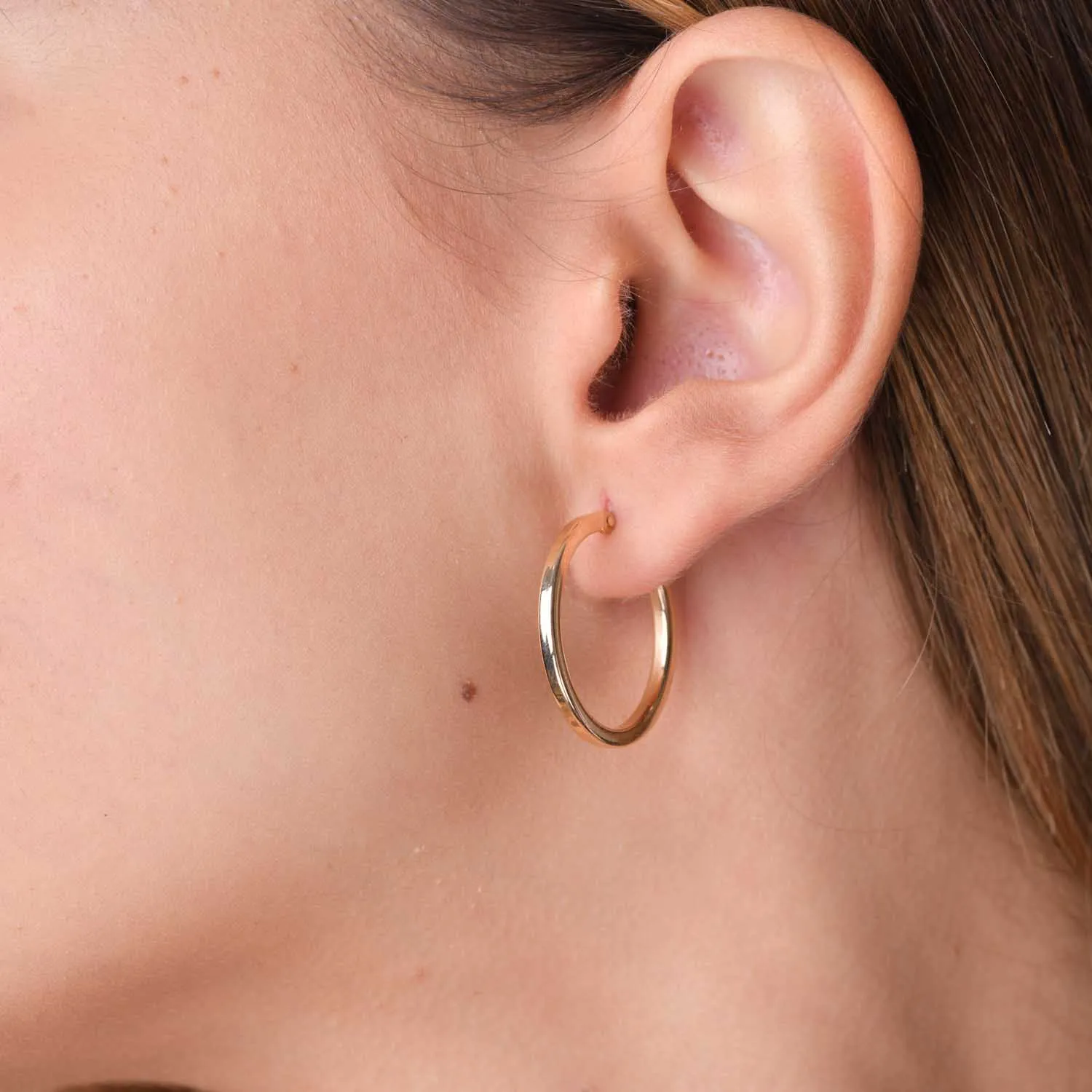 Yellow gold hoop earrings