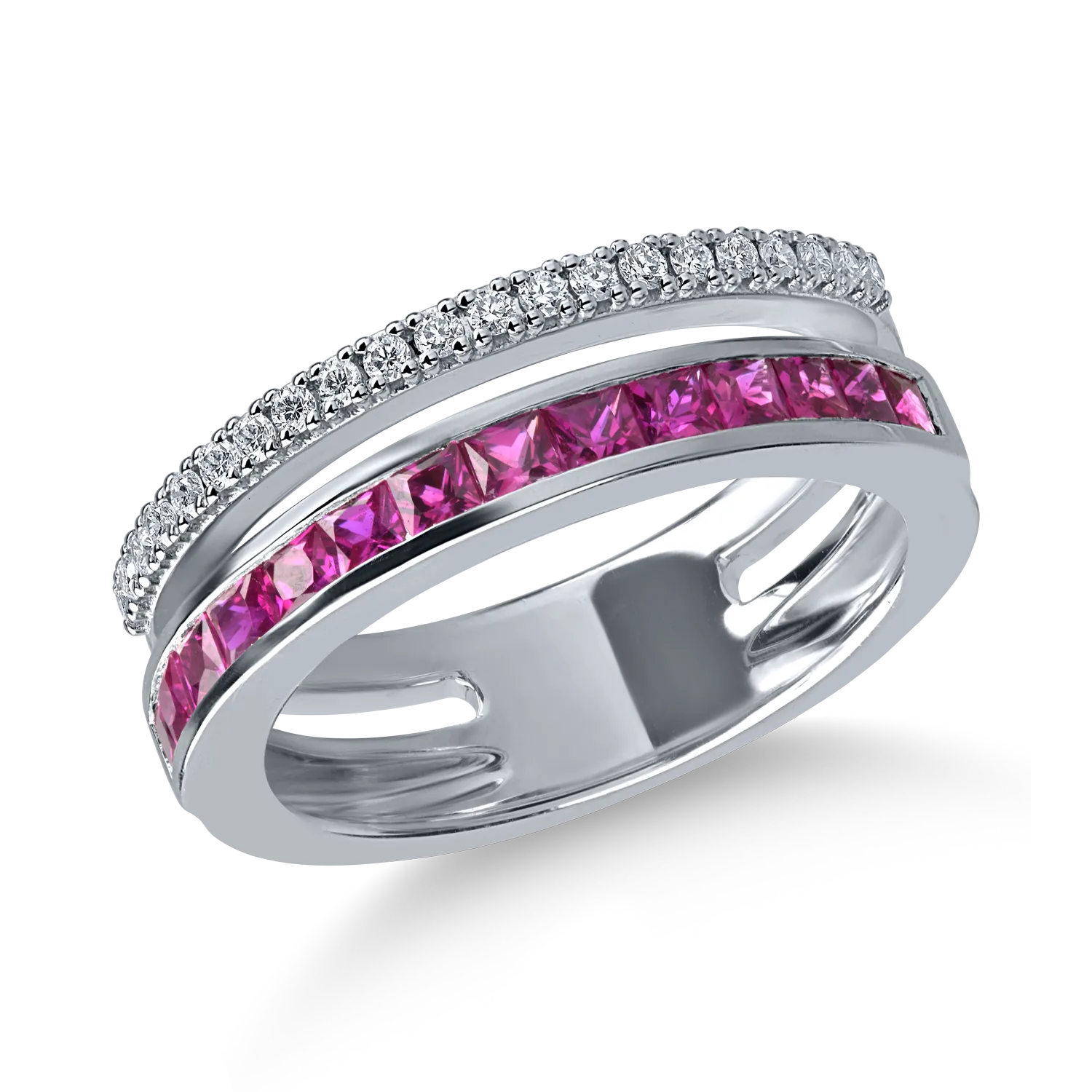 White gold ring with 0.86ct rubies and 0.16ct diamonds