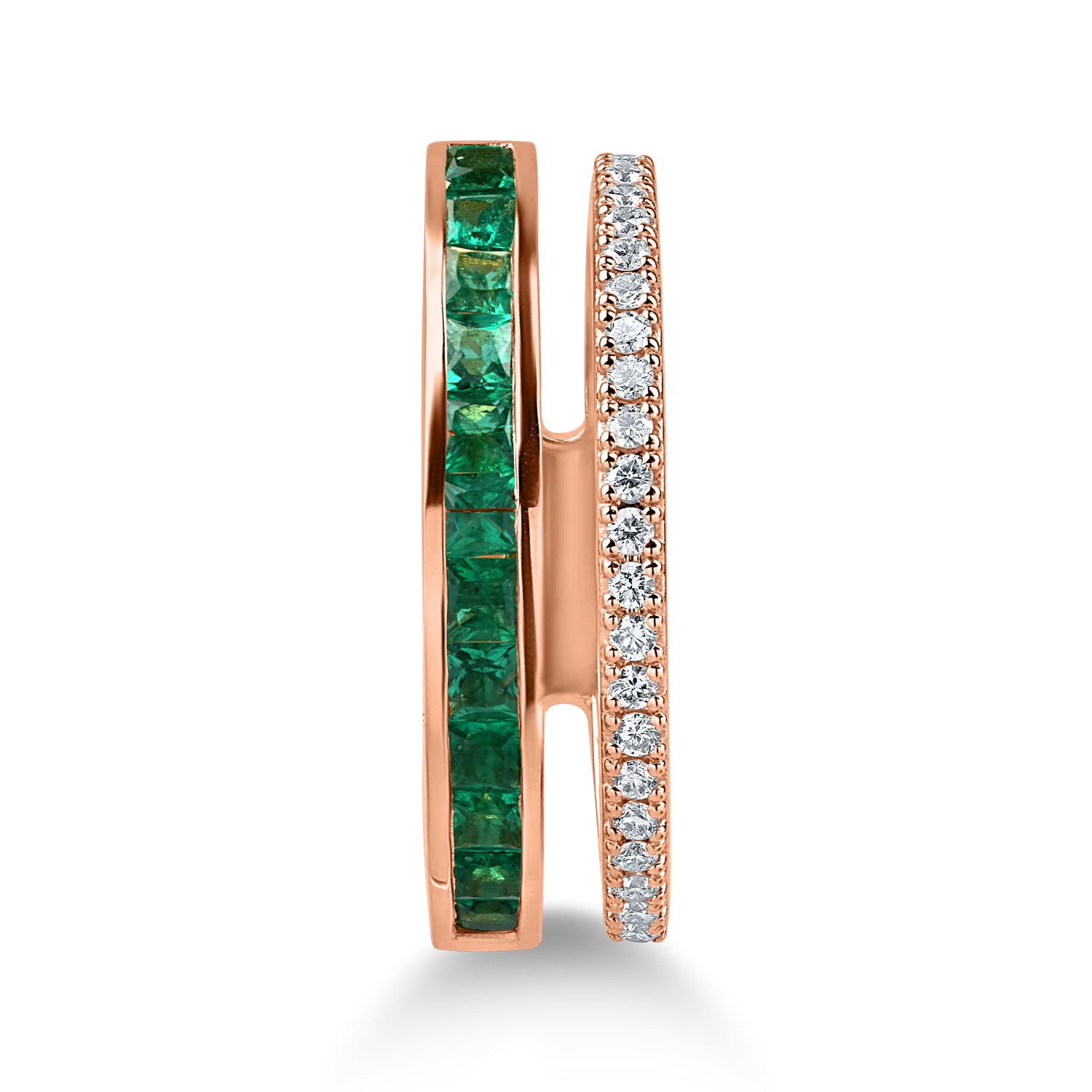 Rose gold ring with 0.6ct emeralds and 0.16ct diamonds