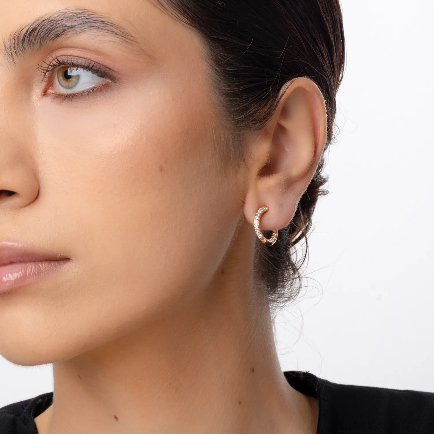 Róza arany fülbevaló 0.64ct gyémántokkal