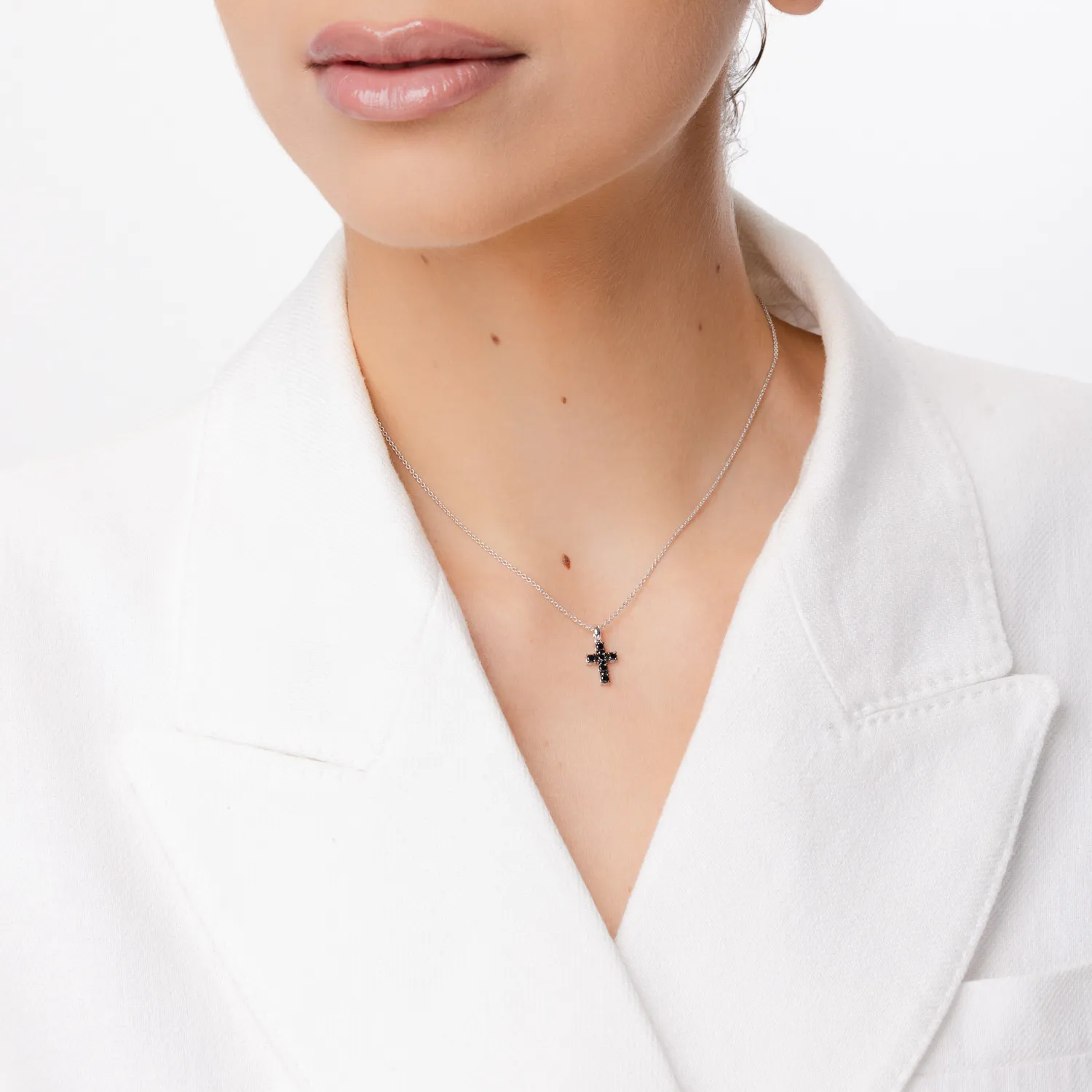 White gold cross pendant necklace with 3.6ct black diamonds