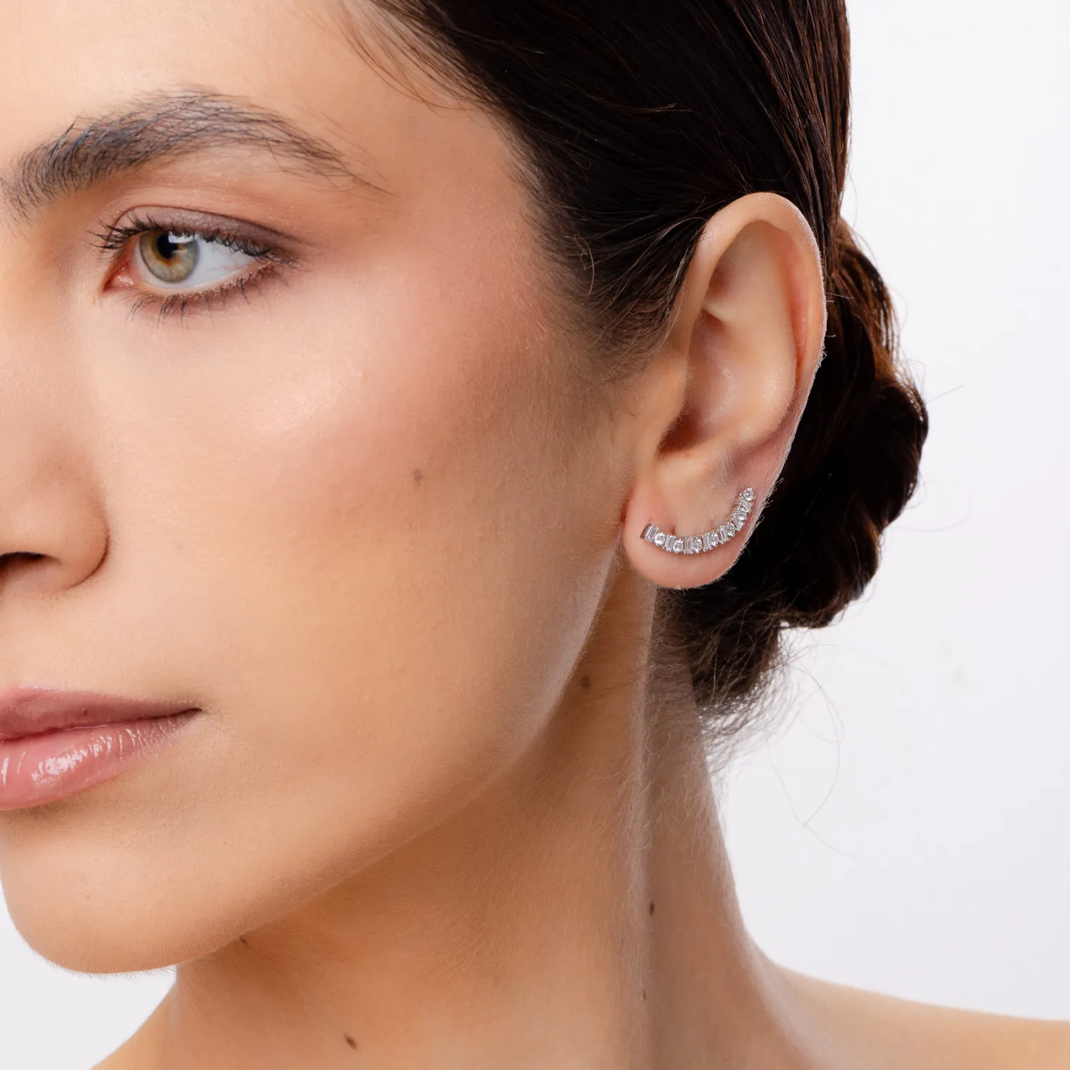 White gold earrings with 1ct diamonds