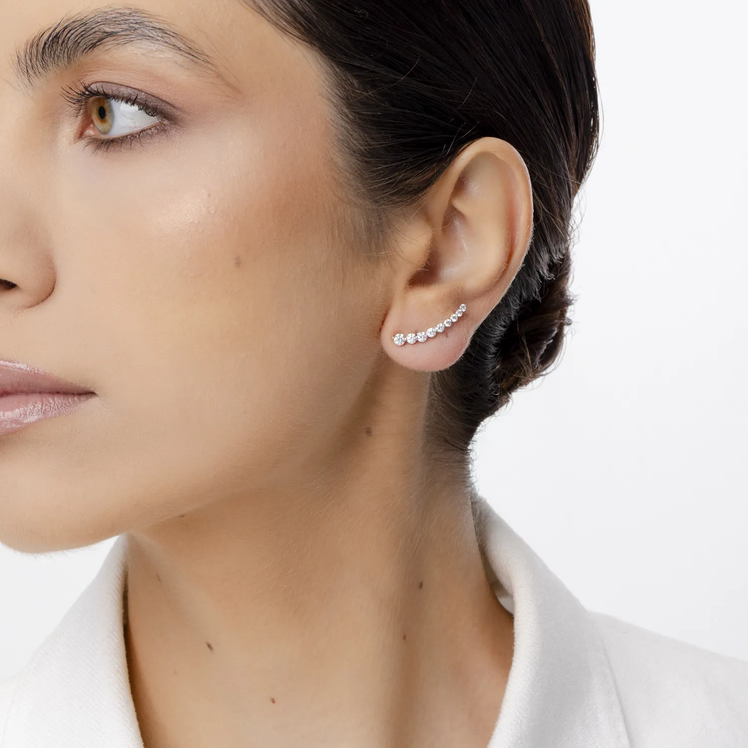 Fehér arany fülbevaló 1.04ct gyémántokkal