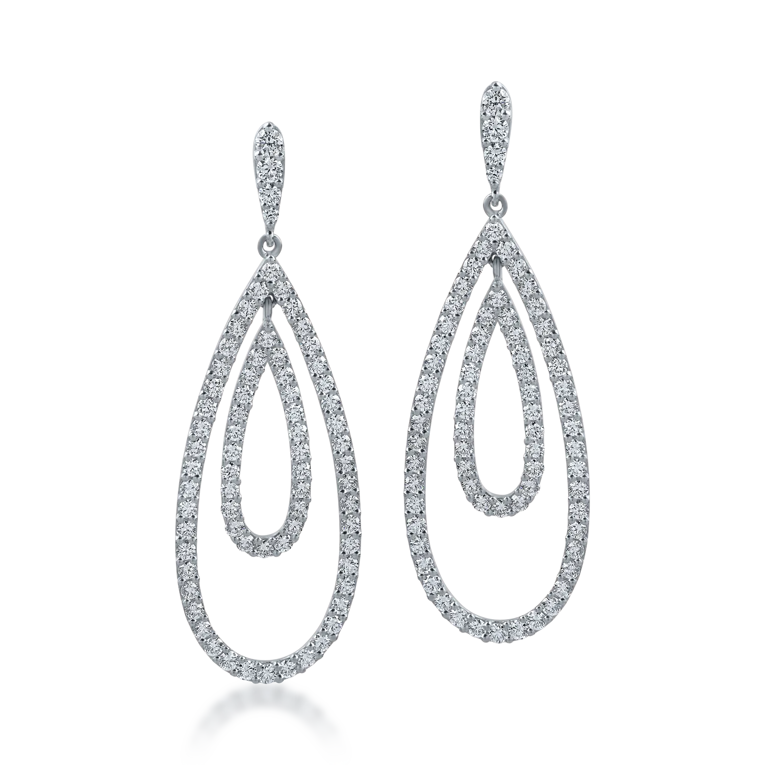 White gold earrings with 2.7ct diamonds