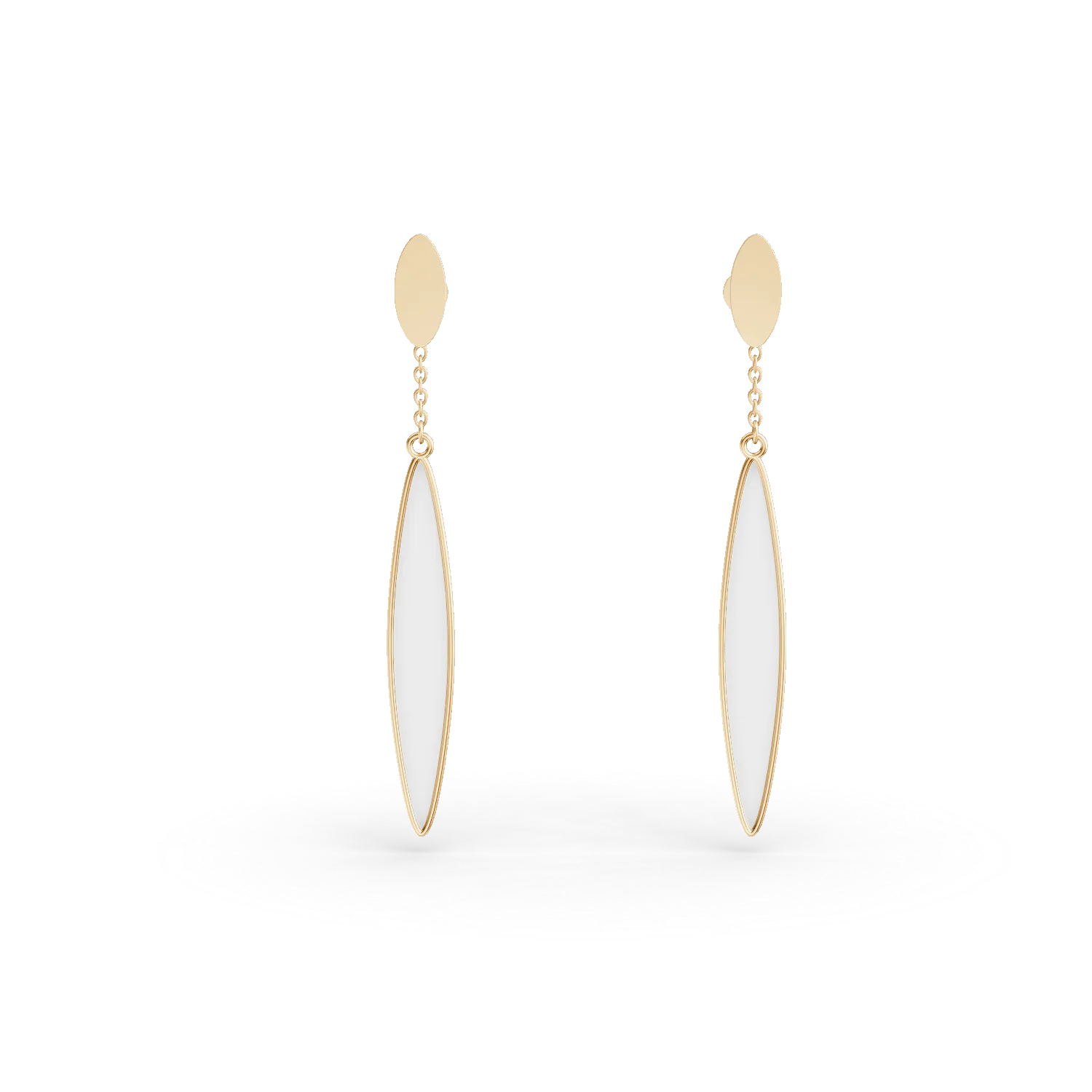 Обеци тип полилей от жълто злато с 0.4кт седеф