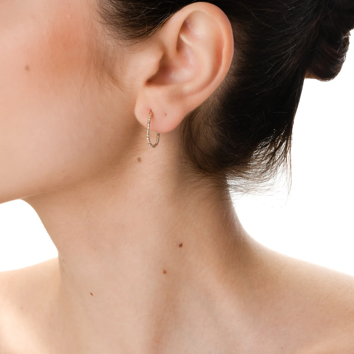 White-rose-yellow gold hoop earrings