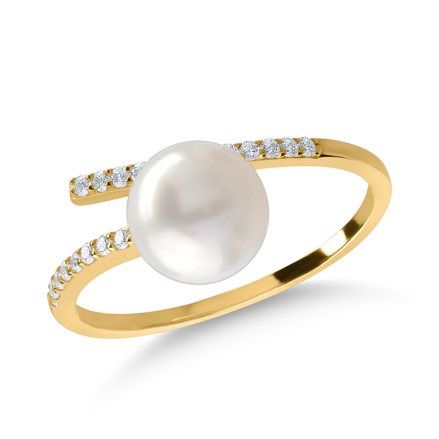 Yellow gold open ring with zirconia and synthetic pearl