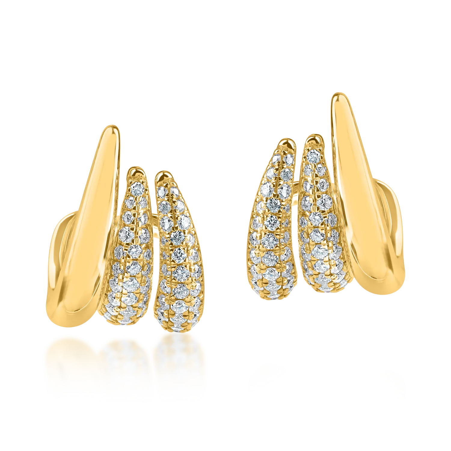 Sárga arany fülbevaló 0.7ct mikrobesűrűsödő gyémántokkal
