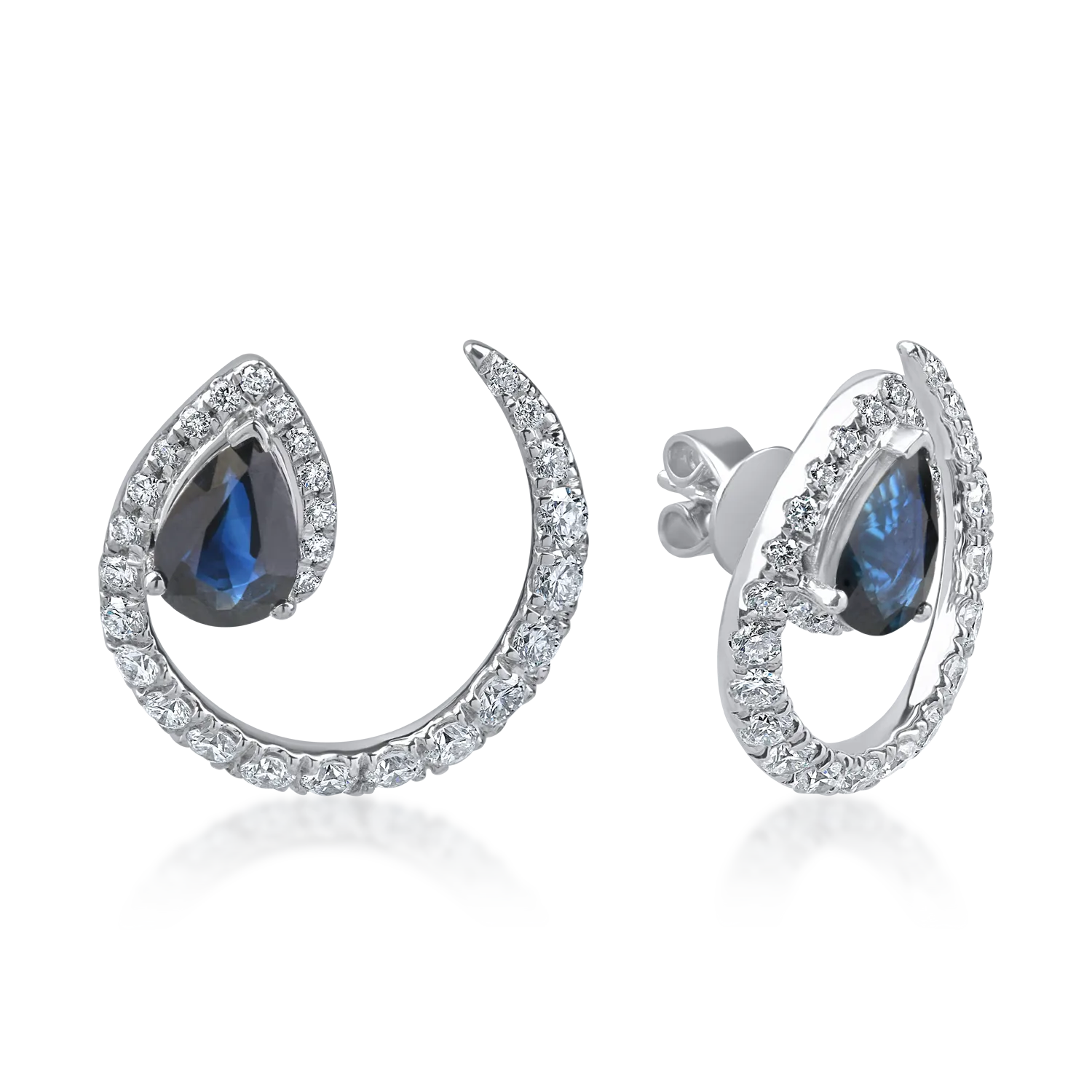 Cercei din aur alb cu diamante de 0.7ct si safire de 1.6ct