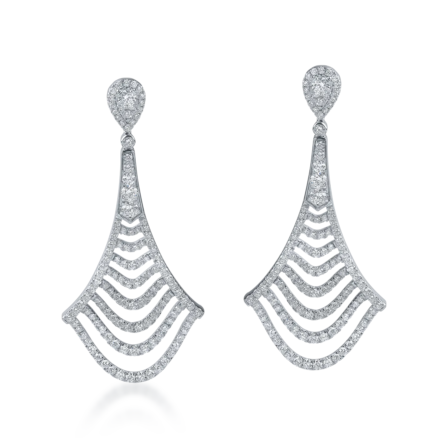 Fehérarany hosszú fülbevaló. 2.5ct mikrobeágyazó gyémántokkal