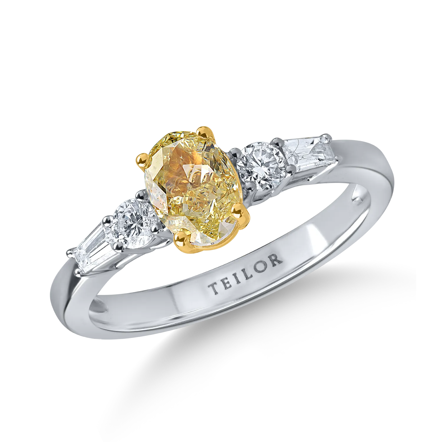 Inel din aur alb-galben cu un diamant fancy galben de 1ct si diamante incolore de 0.3ct-189397