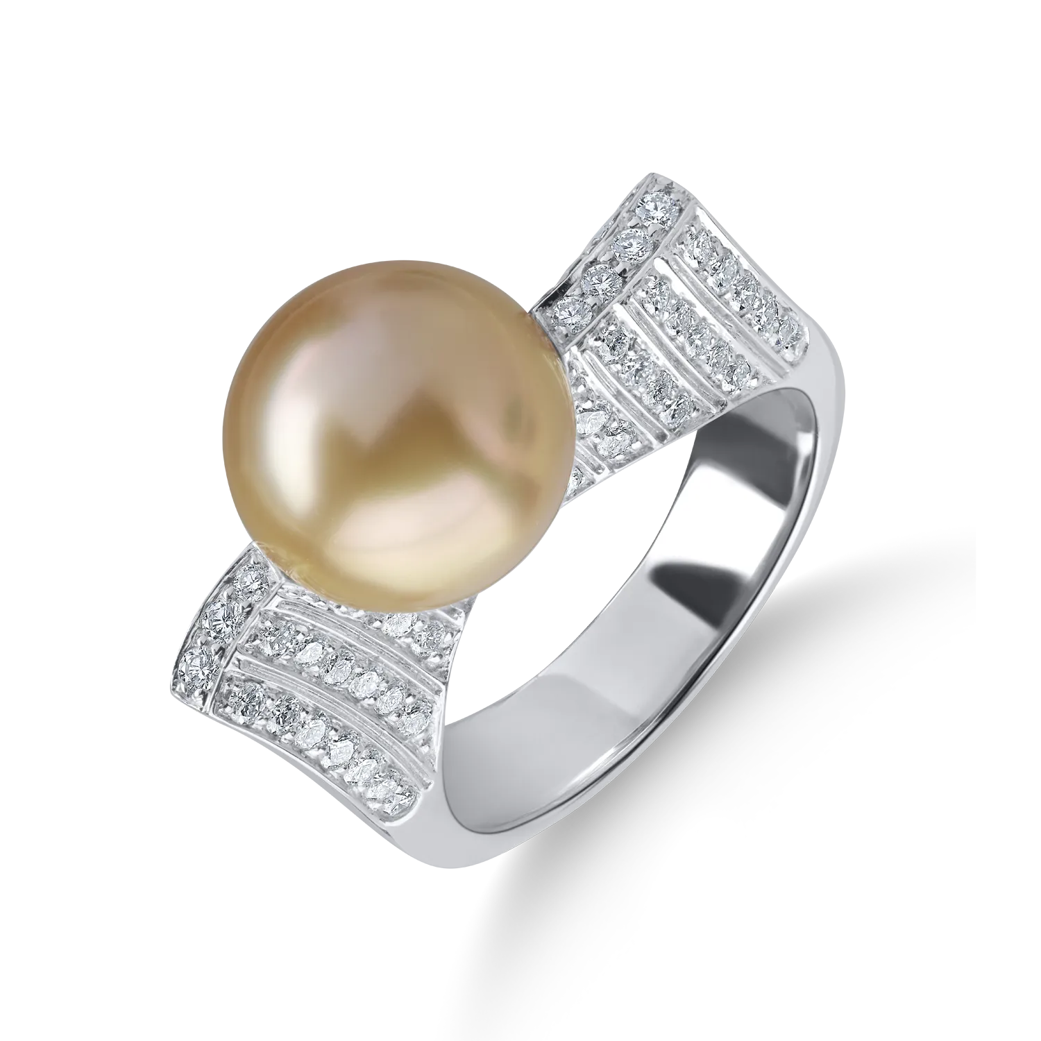 Inel din aur alb cu diamante de 0.6ct si perla de cultura