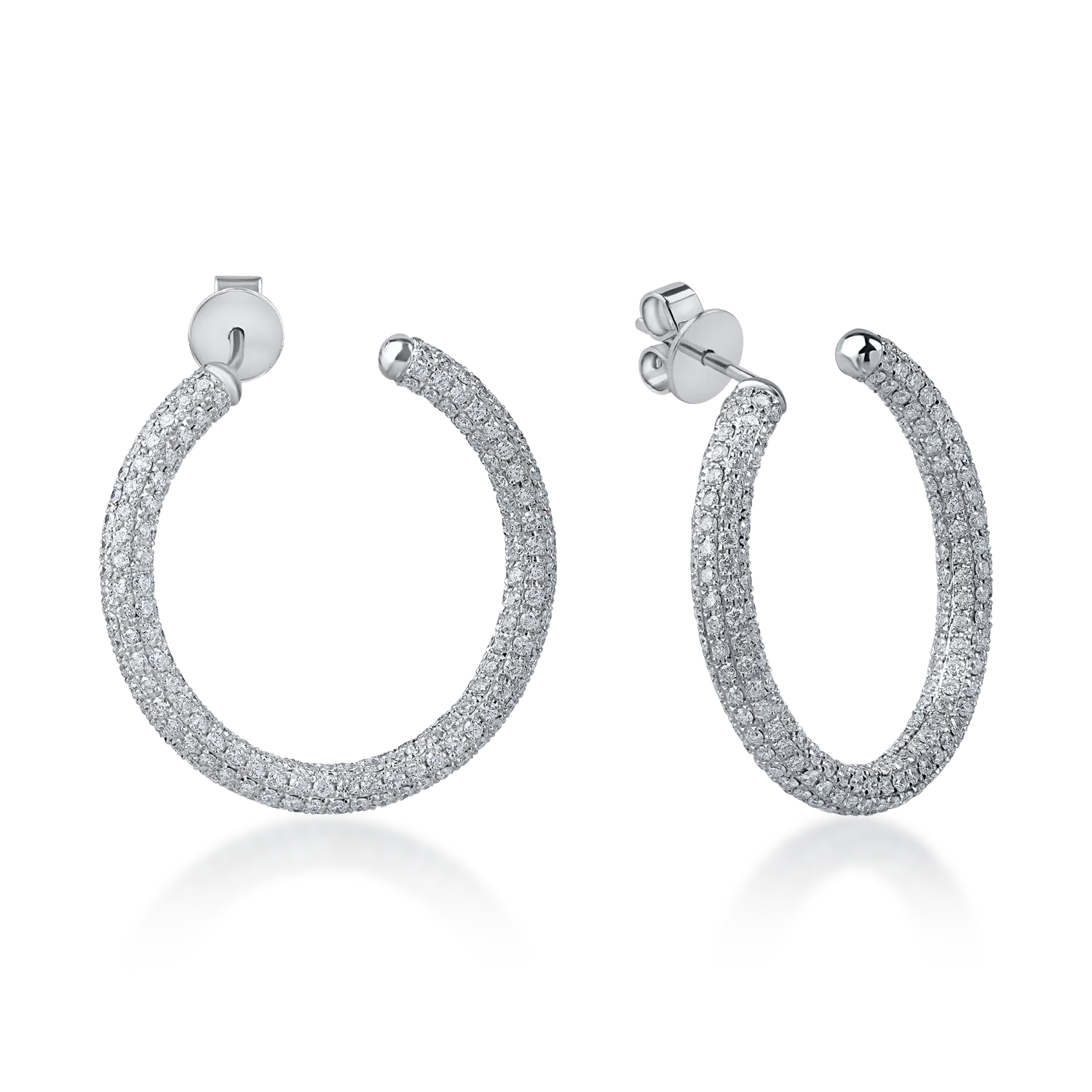 Kolczyki z białego złota z diamentami o masie 4.4ct w mikrooprawie
