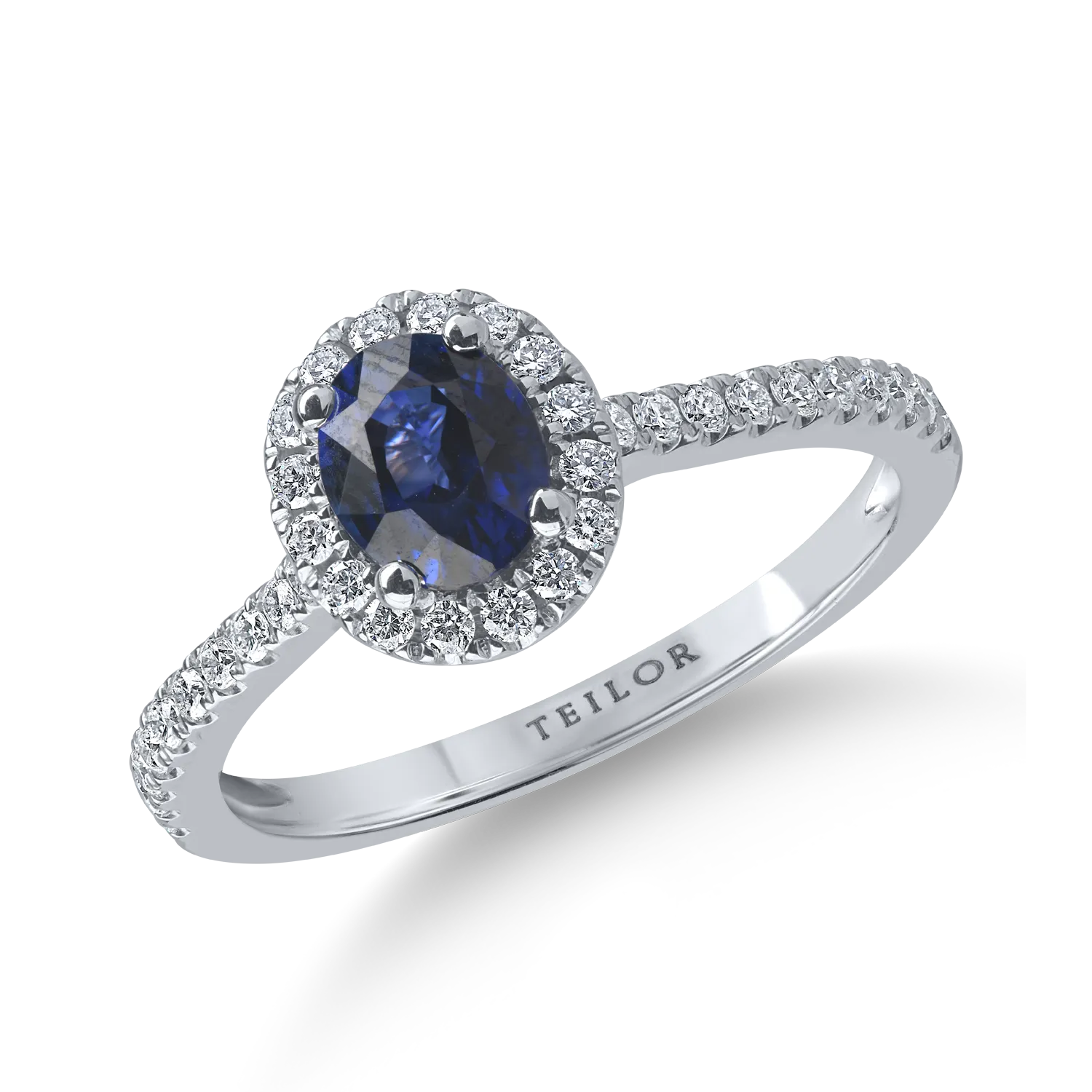 Inel din aur alb cu un safir oval de 0.8ct si diamante de 0.2ct