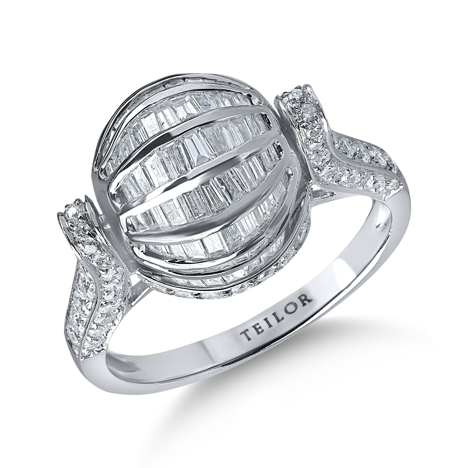Inel geometric din aur alb cu diamante de 1.8ct