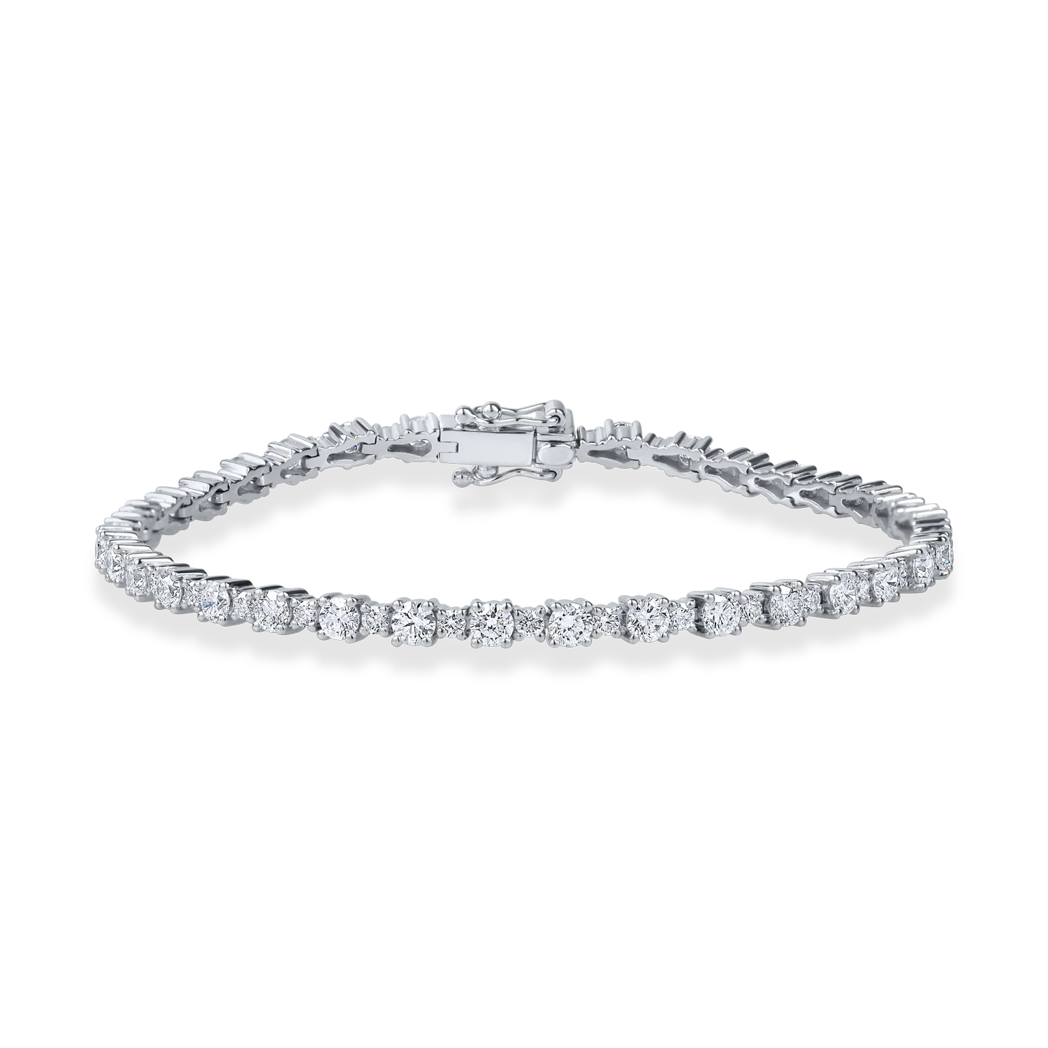 Bratara din aur alb cu diamante de 3.9ct