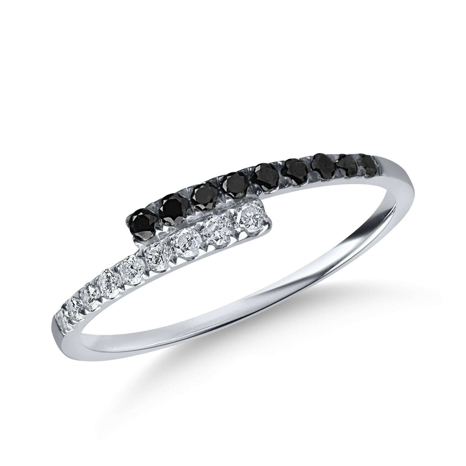 Inel din aur alb cu diamante negre si incolore de 0.2ct