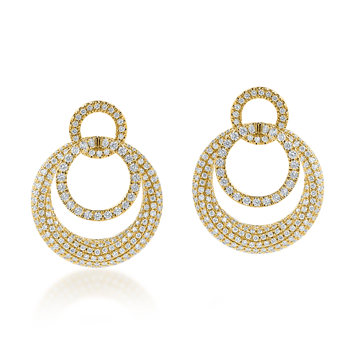 Yellow gold hoop earrings with 2.8ct diamonds