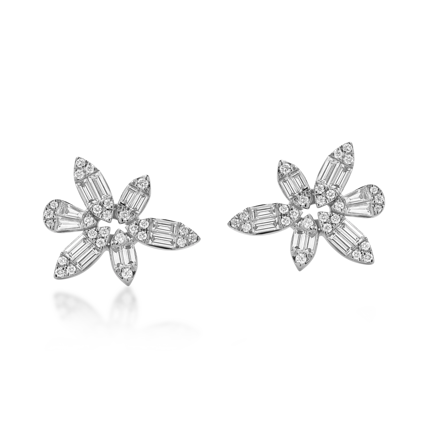 Cercei floare din aur alb cu diamante baguette si rotunde de 1.6ct-190447