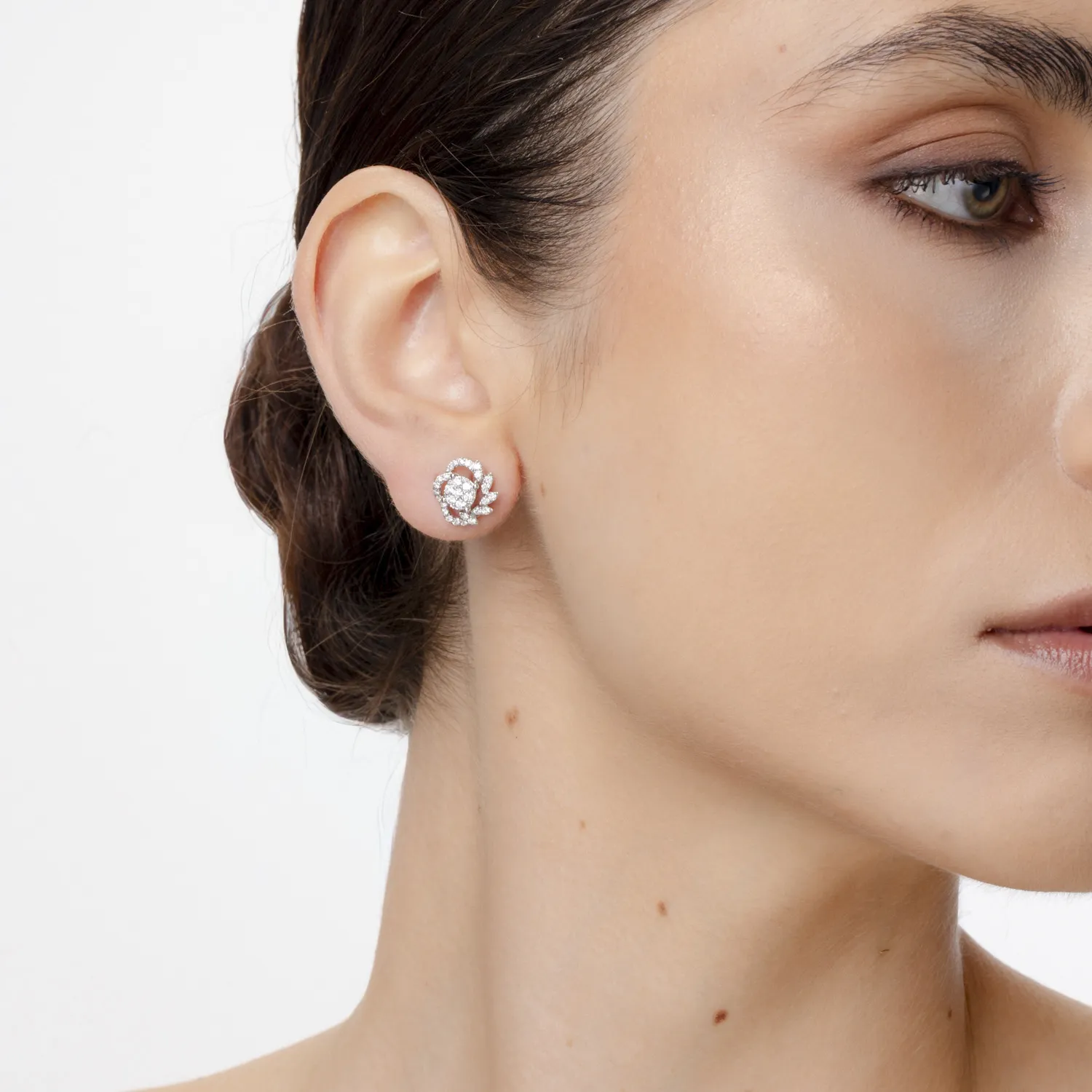 Fehér arany fülbevaló 0.7ct gyémánttal