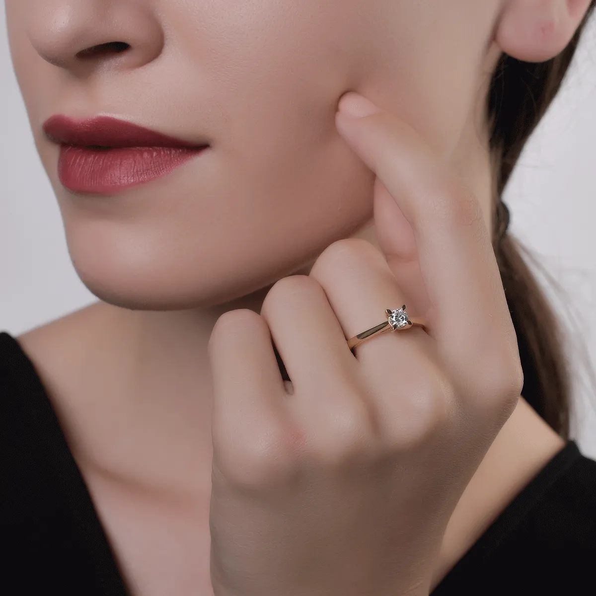 Годежен пръстен от жълто злато с диамант пасианс 0.3ct