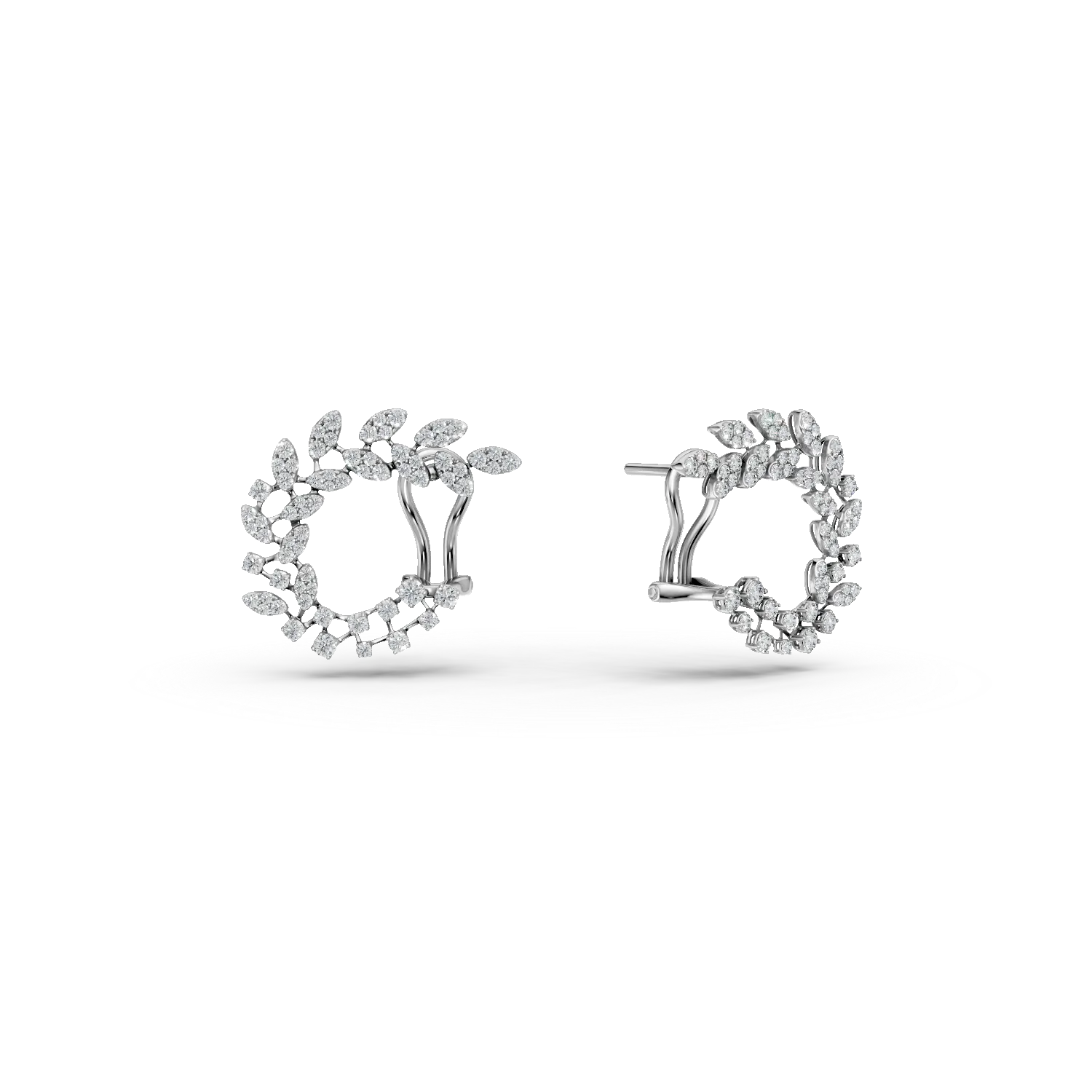 Cercei geometrici din aur alb cu diamante de 1.5ct