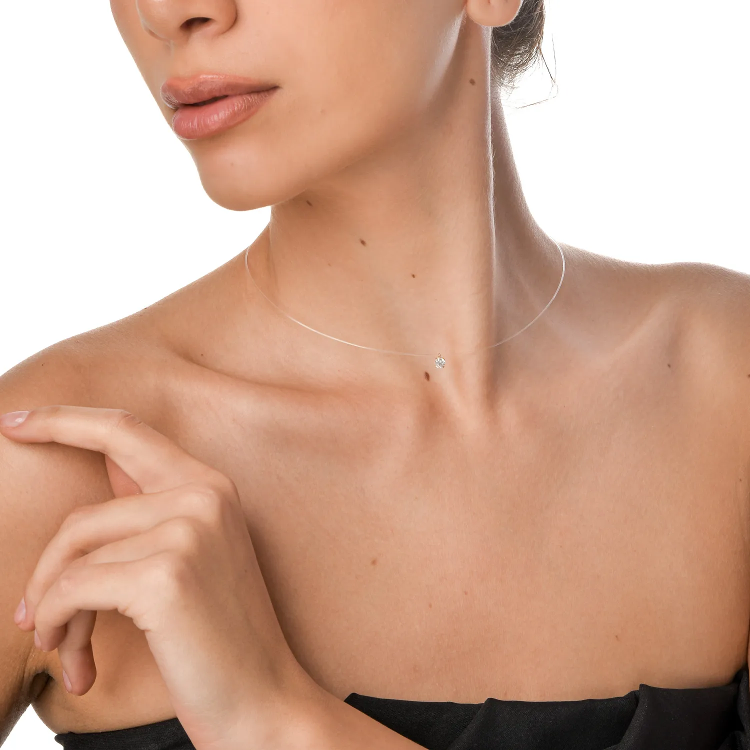 Прозрачна телена верижка с жълто злато и висулка с диамант 0.2кт