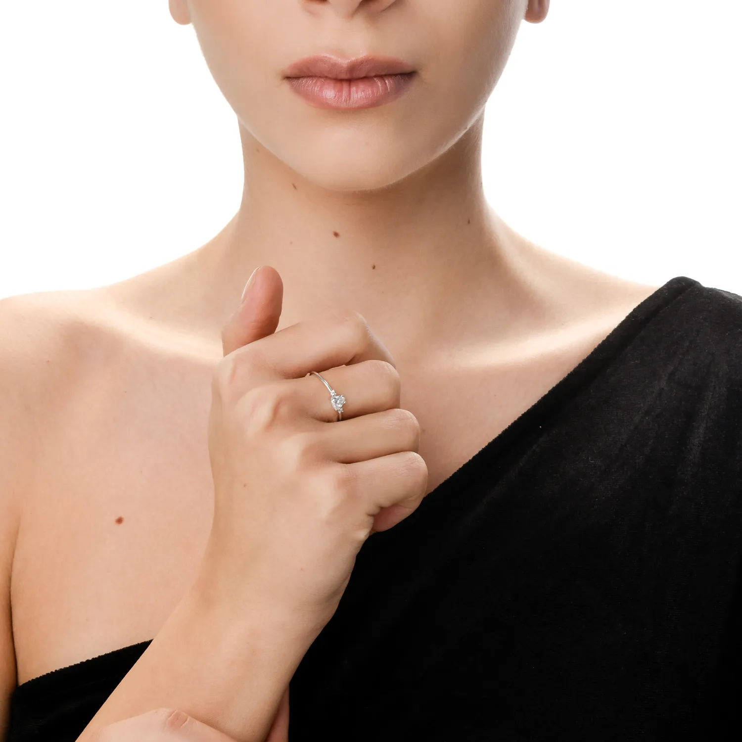 White gold ring with zirconia