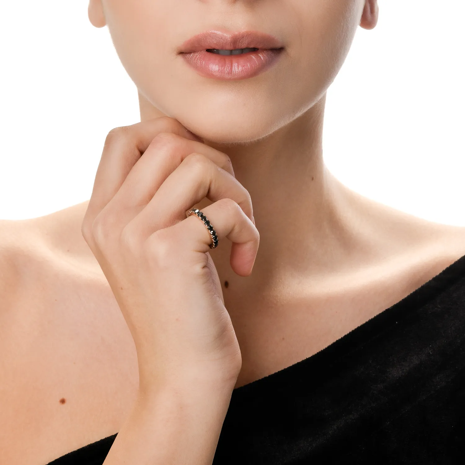 White gold half eternity ring with 1.3ct black diamonds