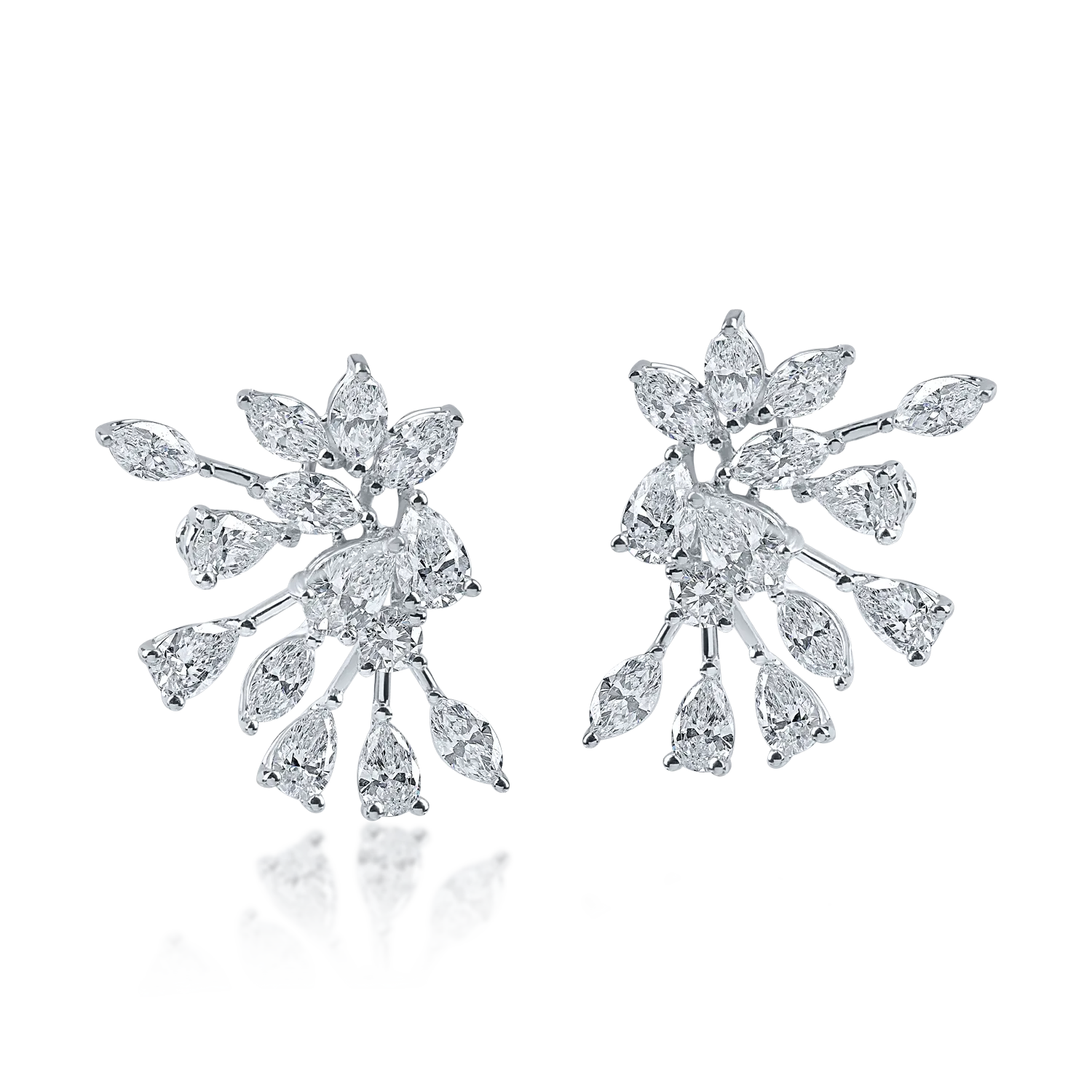 Cercei din aur alb cu diamante marquise, pear si rotunde de 2.82ct