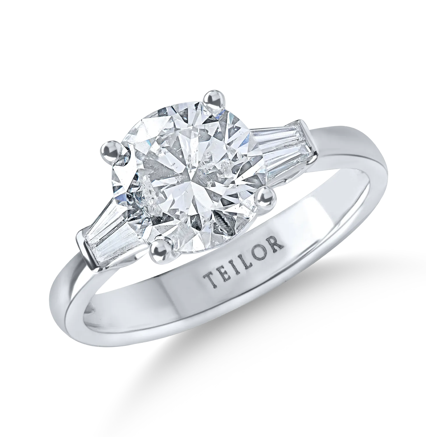 Inel din aur alb cu diamante baguette si rotunde de 2.31ct