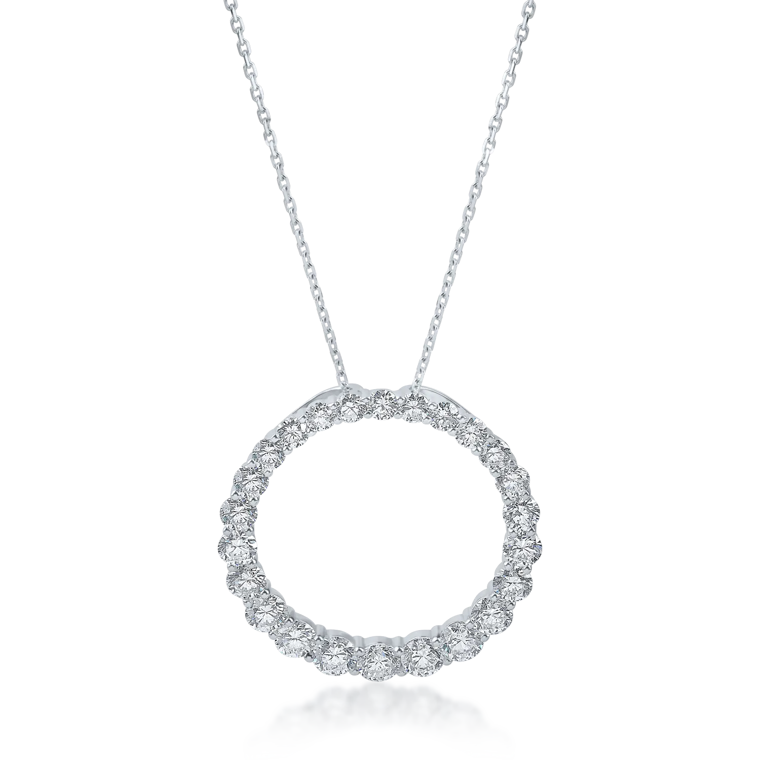 Lant cu pandantiv rotund din aur alb cu diamante de 2.6ct