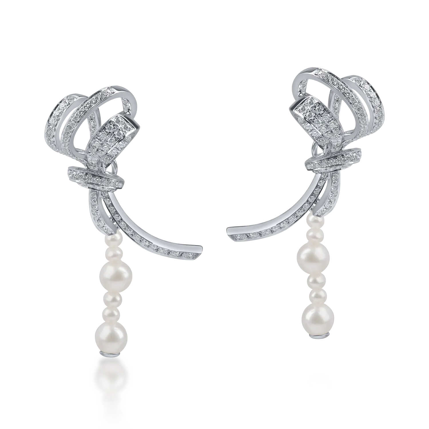 Cercei din aur alb cu perle de cultura si diamante de 0.13ct