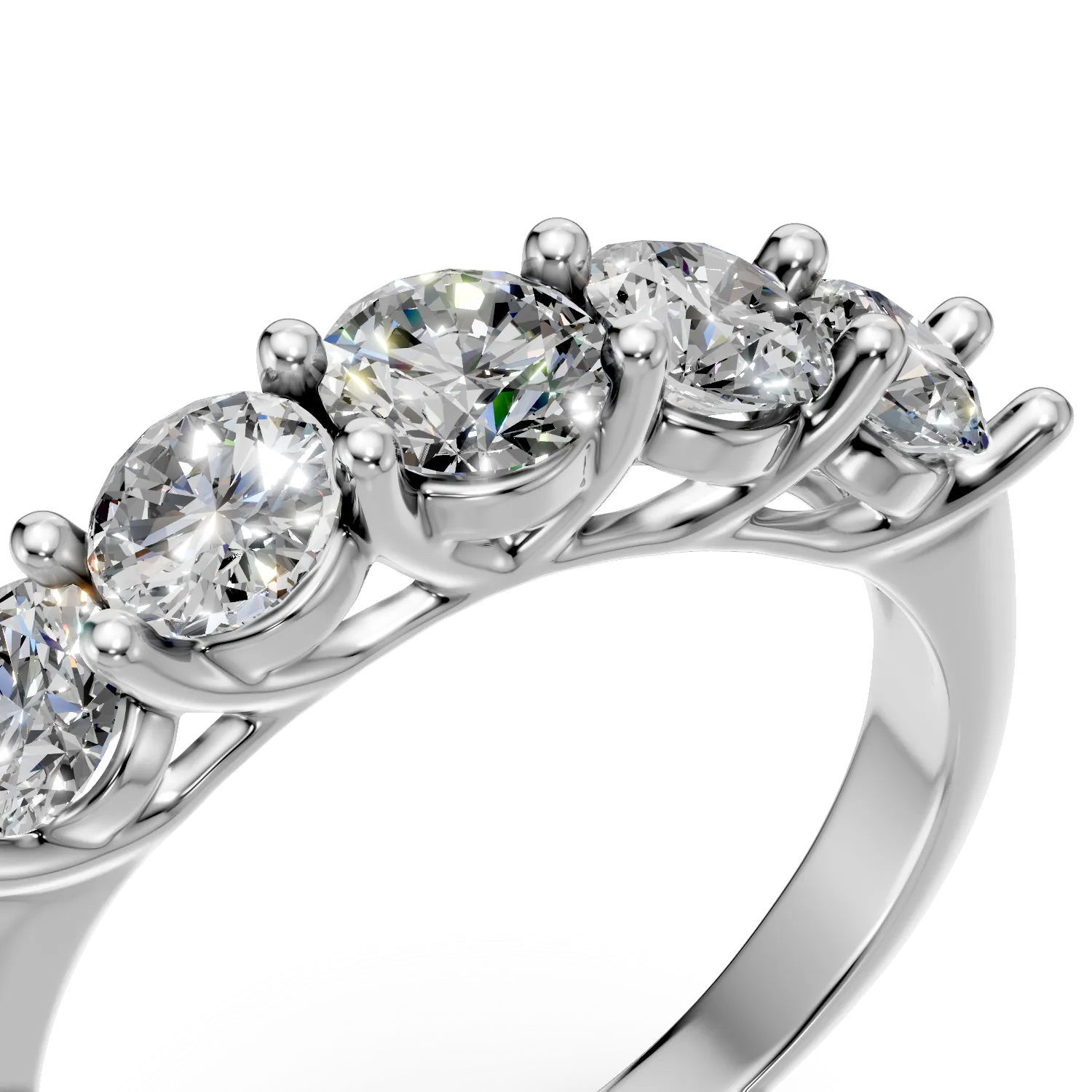 White gold ring with diamonds 1.58ct