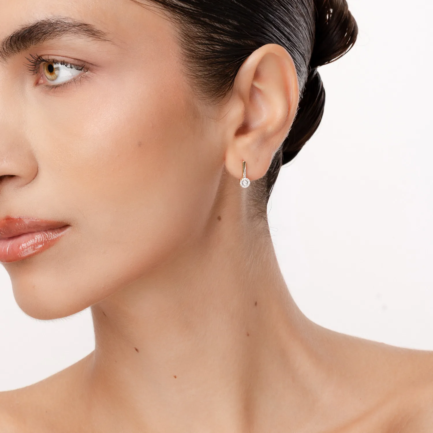 Yellow gold earrings with 0.15ct diamonds