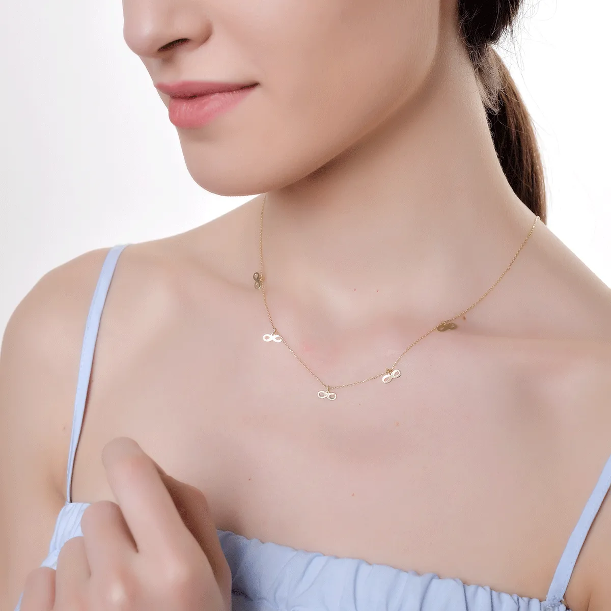 Colier cu charmuri infinit din aur galben de 14K