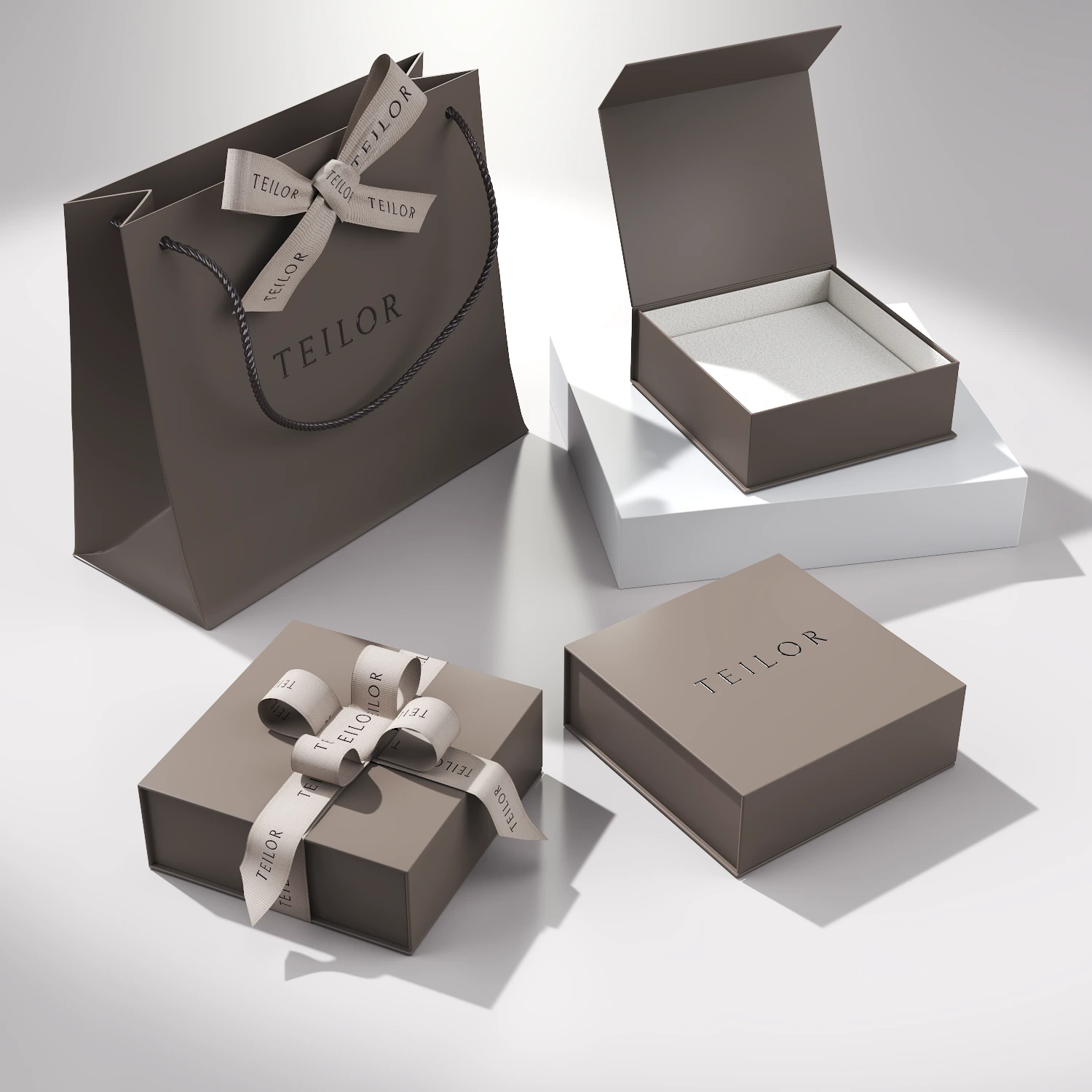 18K yellow gold pendant chain with 0.08ct diamond