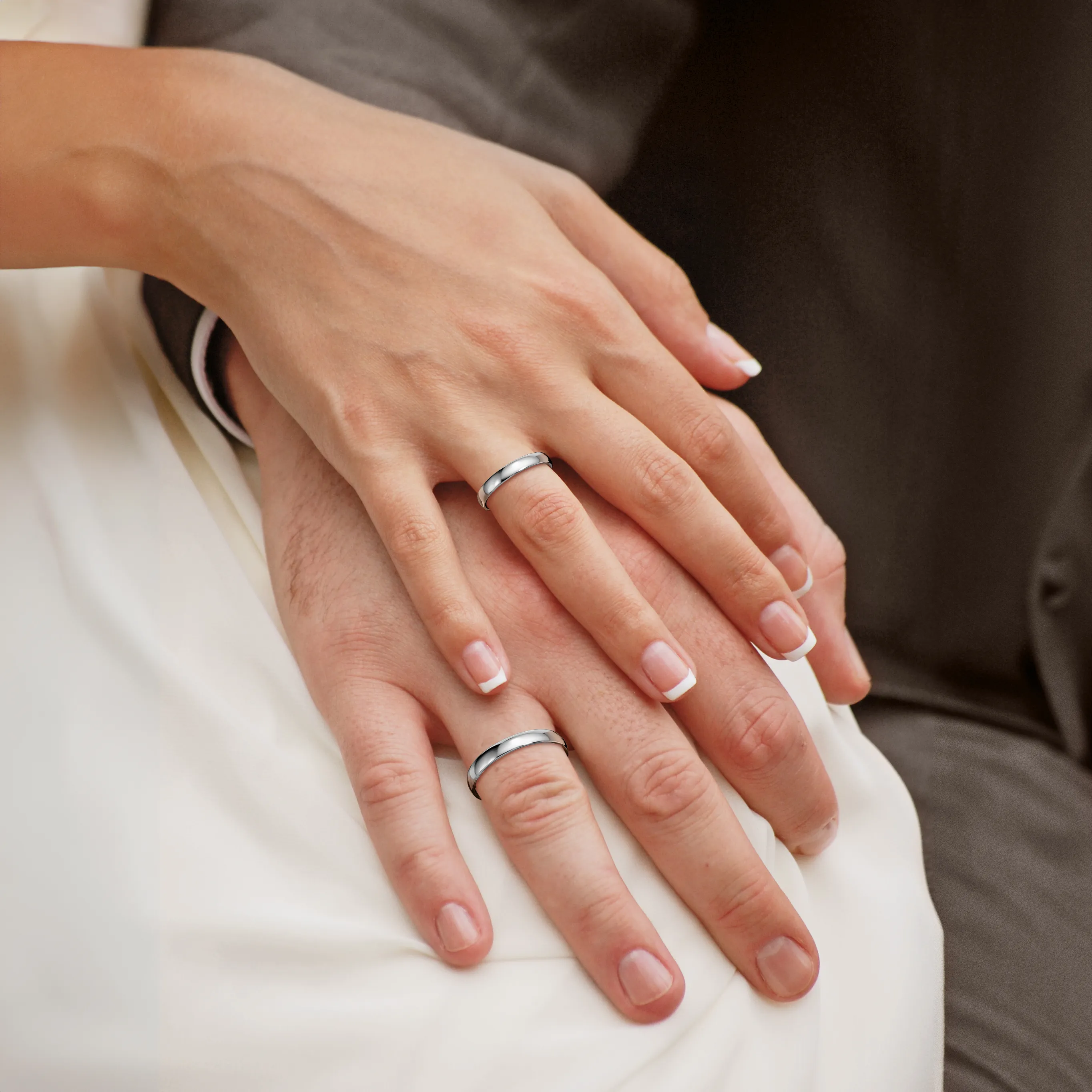 14K white gold TEI-DOME wedding band