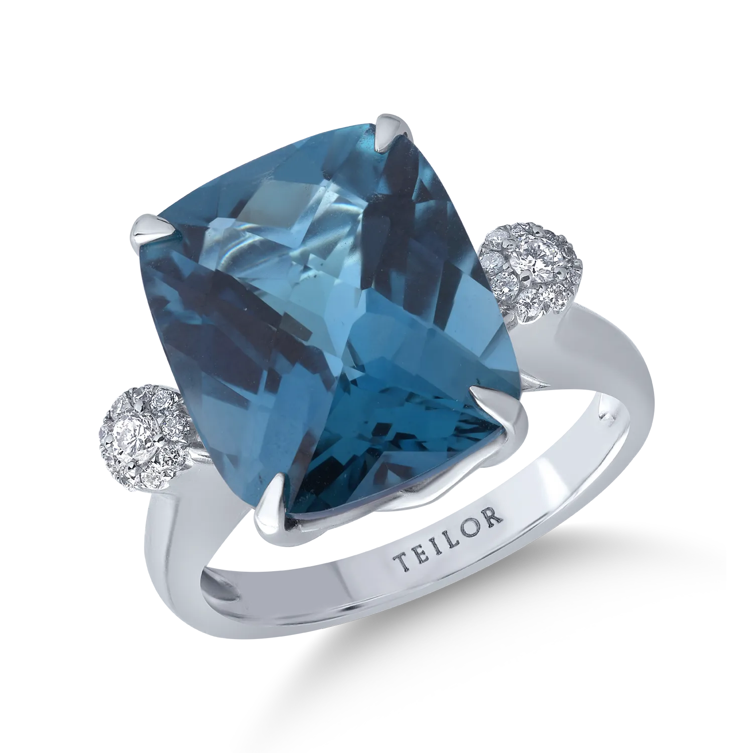 Inel din aur alb de 18K cu topaz london blue de 10.6ct si diamante de 0.19ct