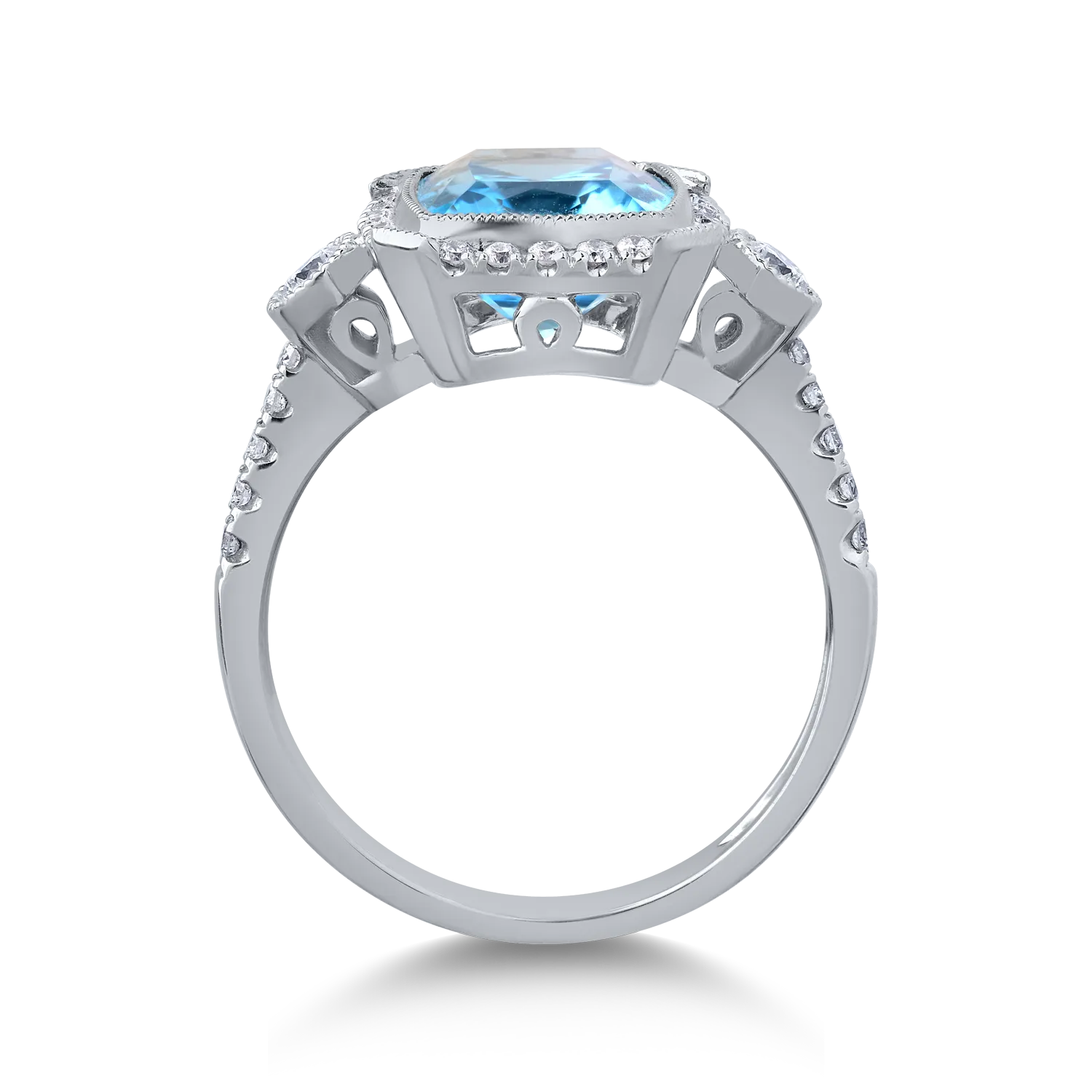 18K white gold ring with 4ct blue topaz and 0.39ct diamonds