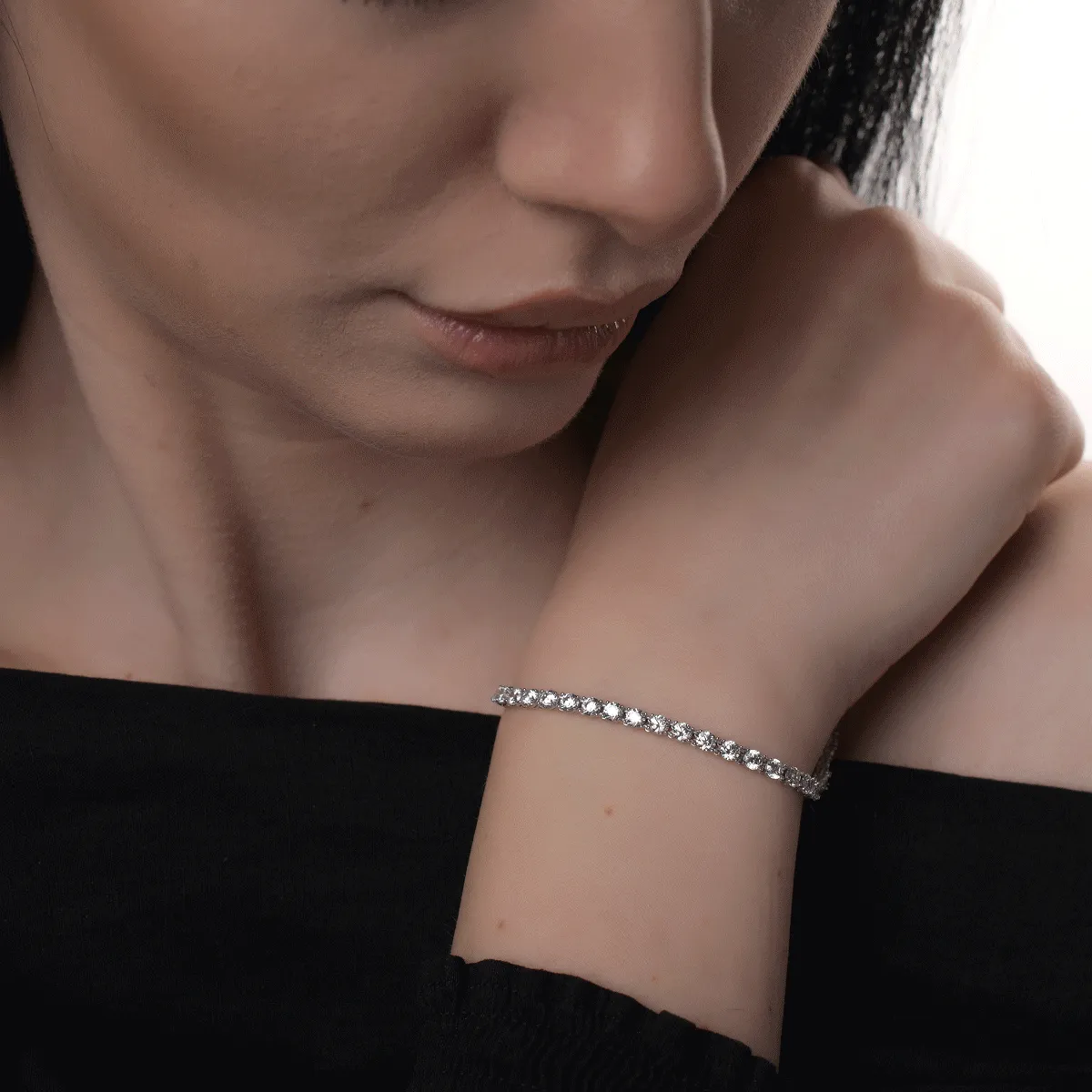Bransoletka tenisowa z białego złota 14K