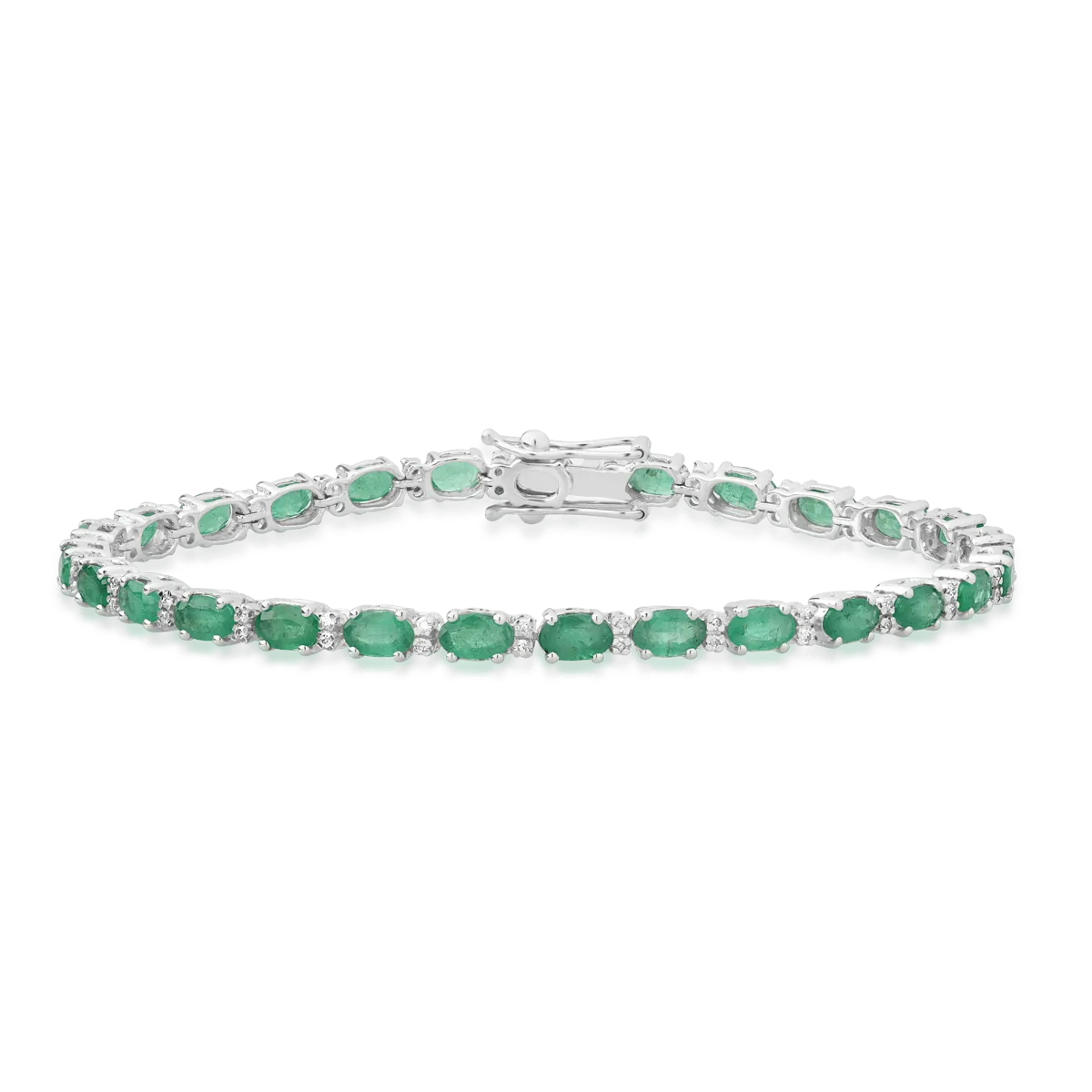 18K white gold bracelet with 5.46ct emeralds and 0.26ct diamonds
