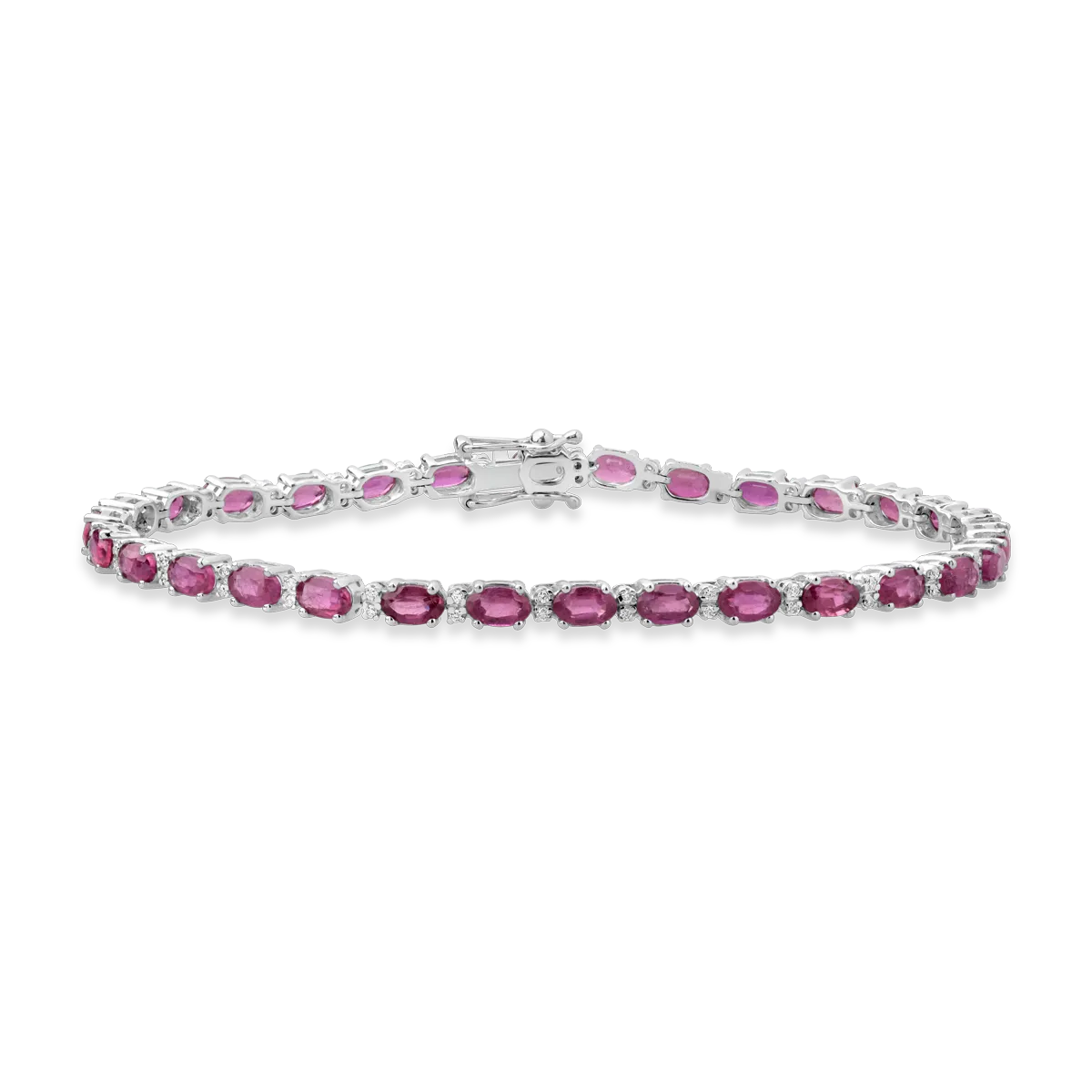 18K white gold tennis bracelet with treated rubies of 7.94ct and diamonds of 0.23ct