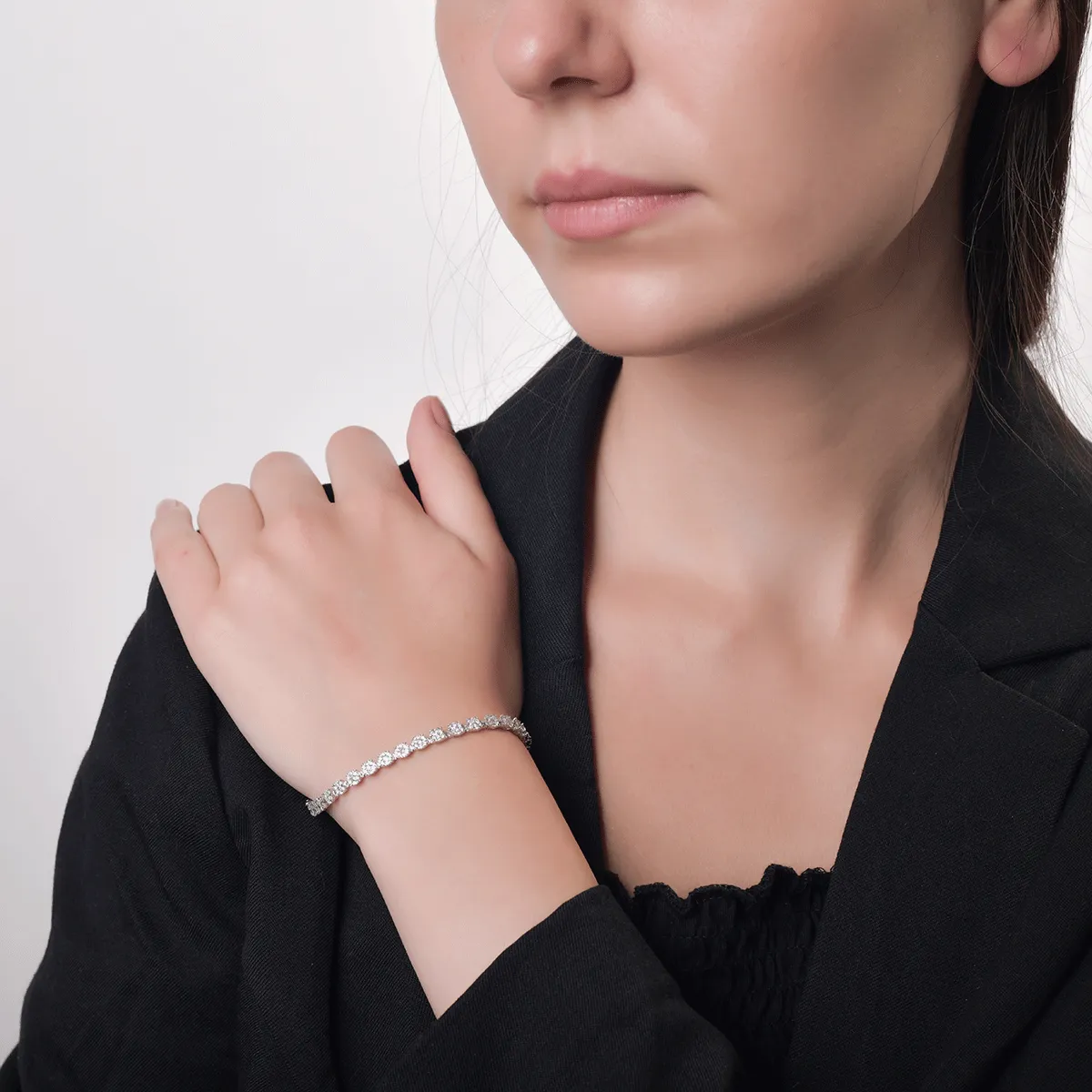 18K fehérarany tenisz karkötő 5ct gyémántokkal