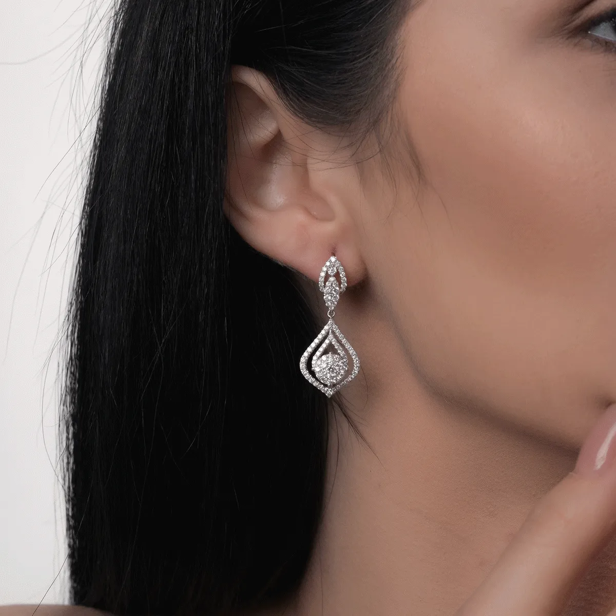 18K бели златни обеци с 1.6ct диаманта