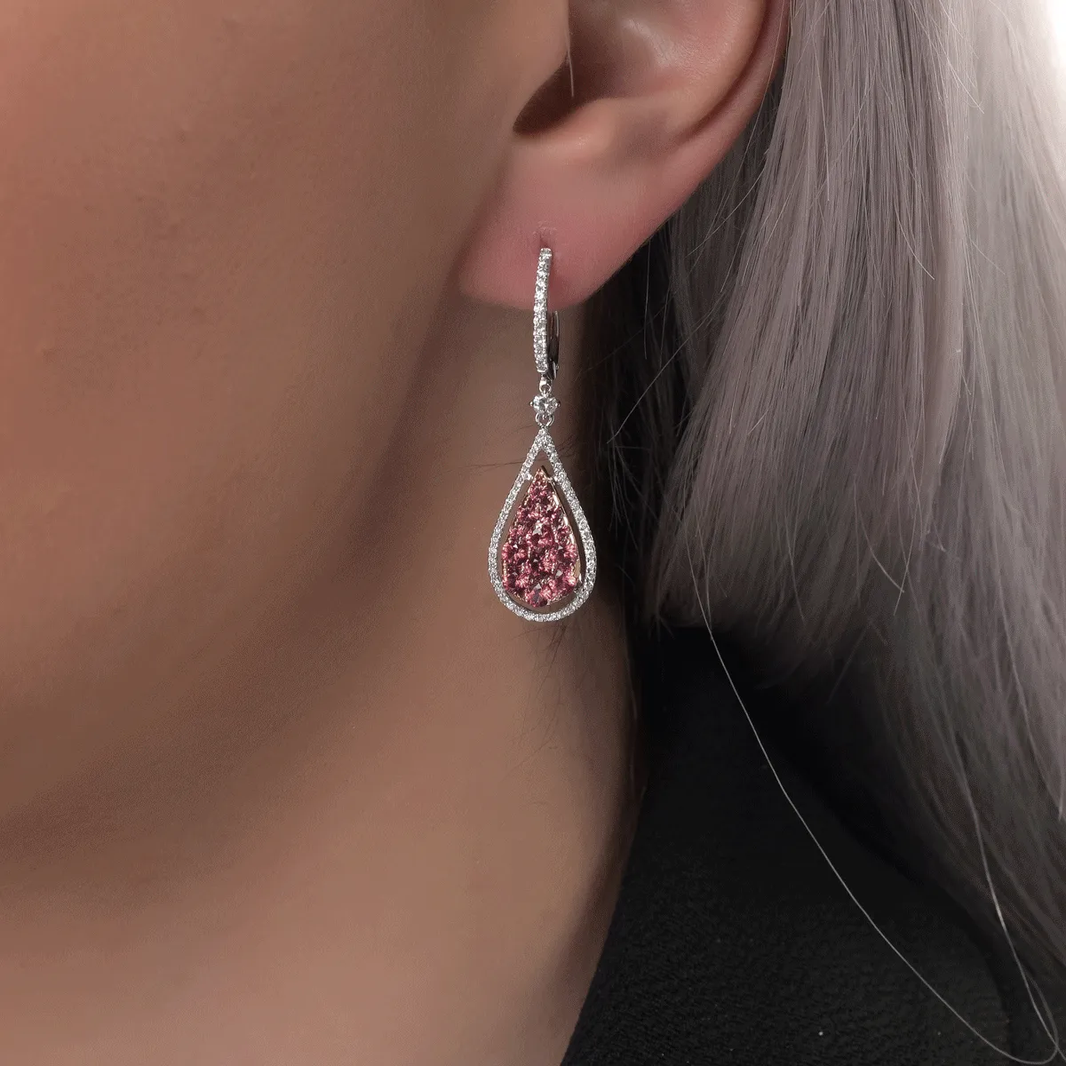 18K white-rose gold earrings with 1.62ct pink sapphires and 0.5ct diamonds