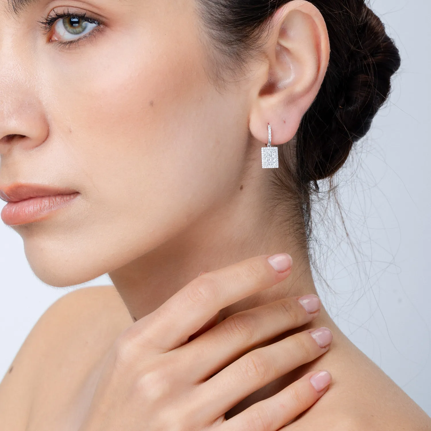 Cercei din aur alb cu diamante princess si rotunde de 1.39ct